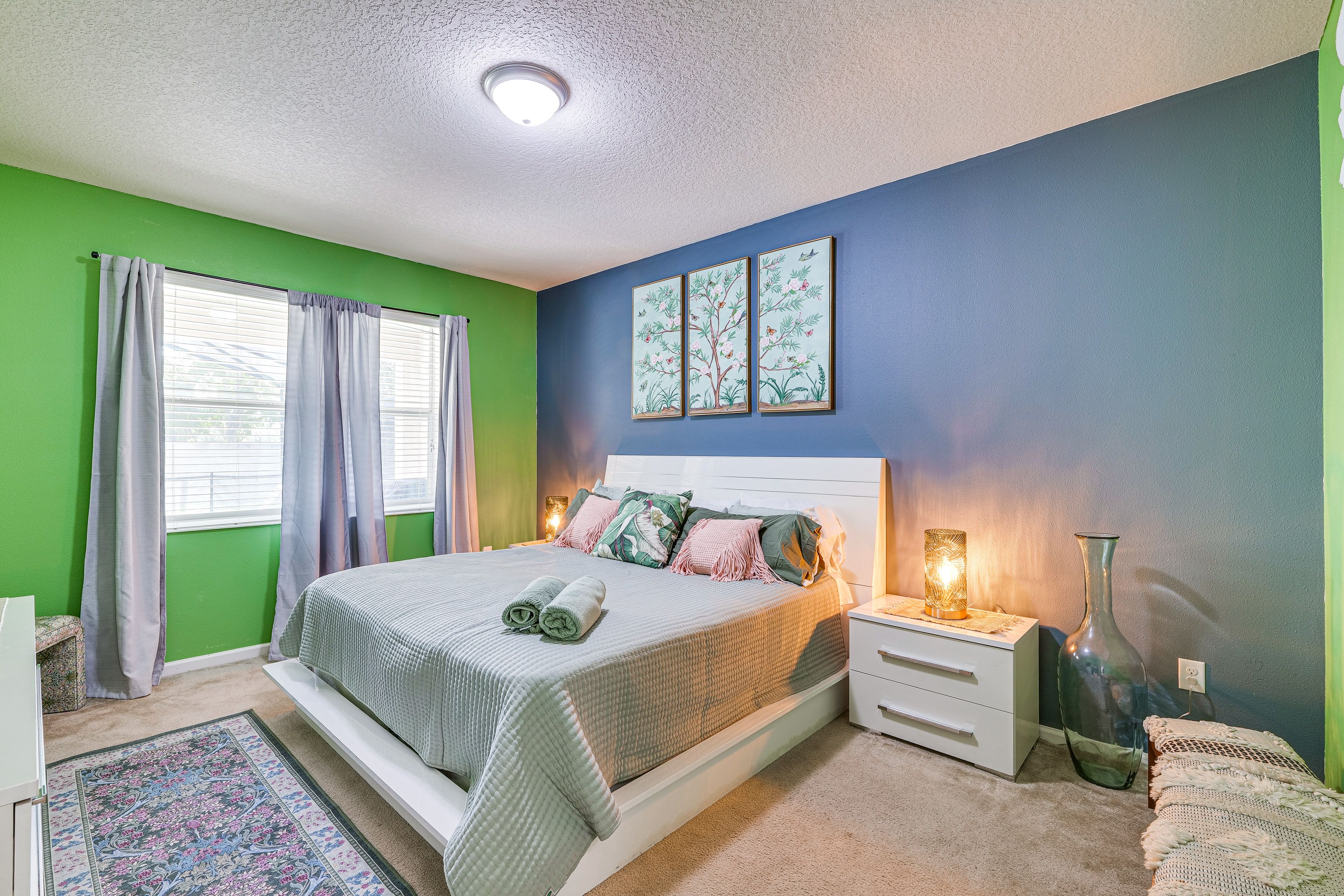 Bedroom 1 | King Bed
