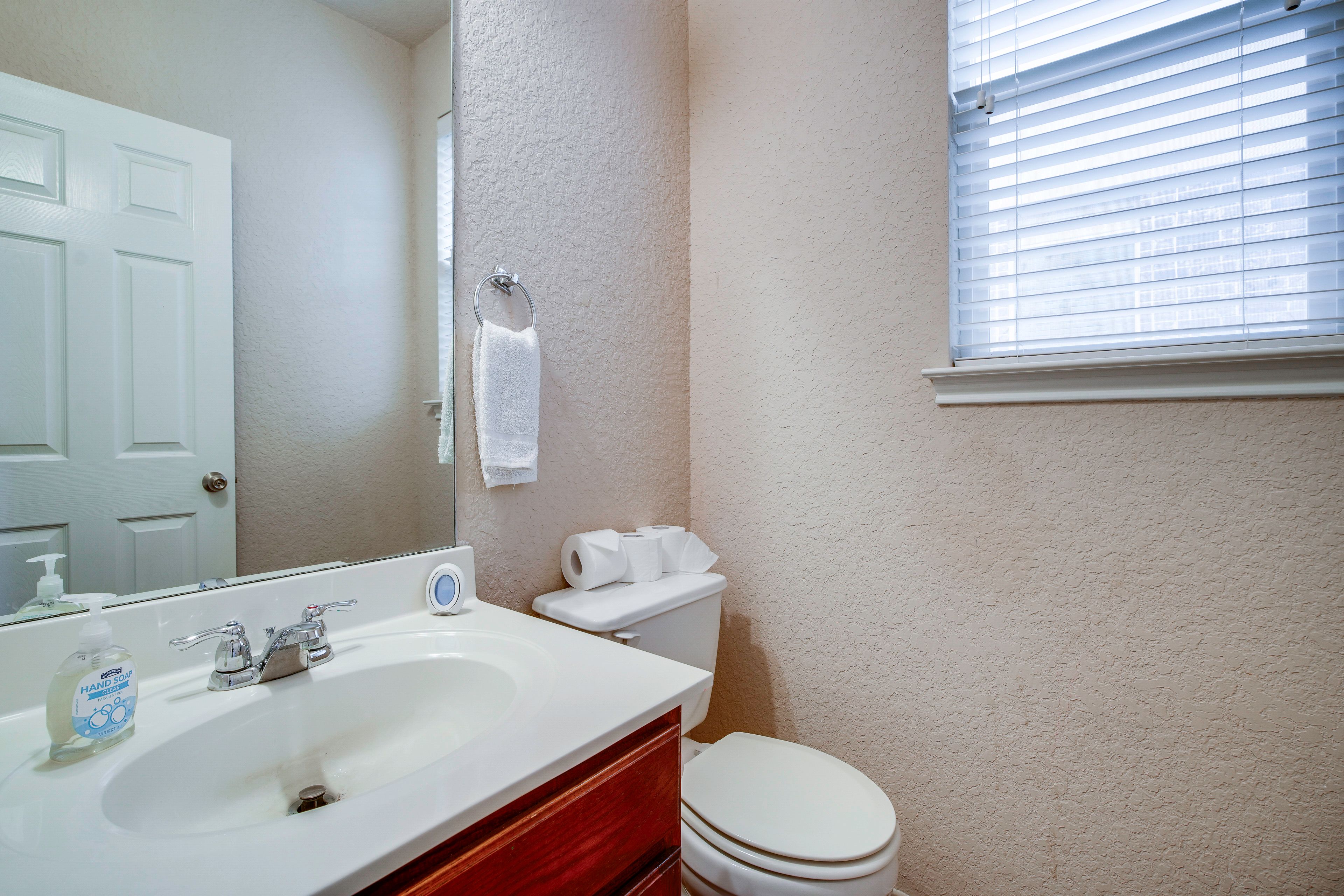 Half Bathroom | 1st Floor