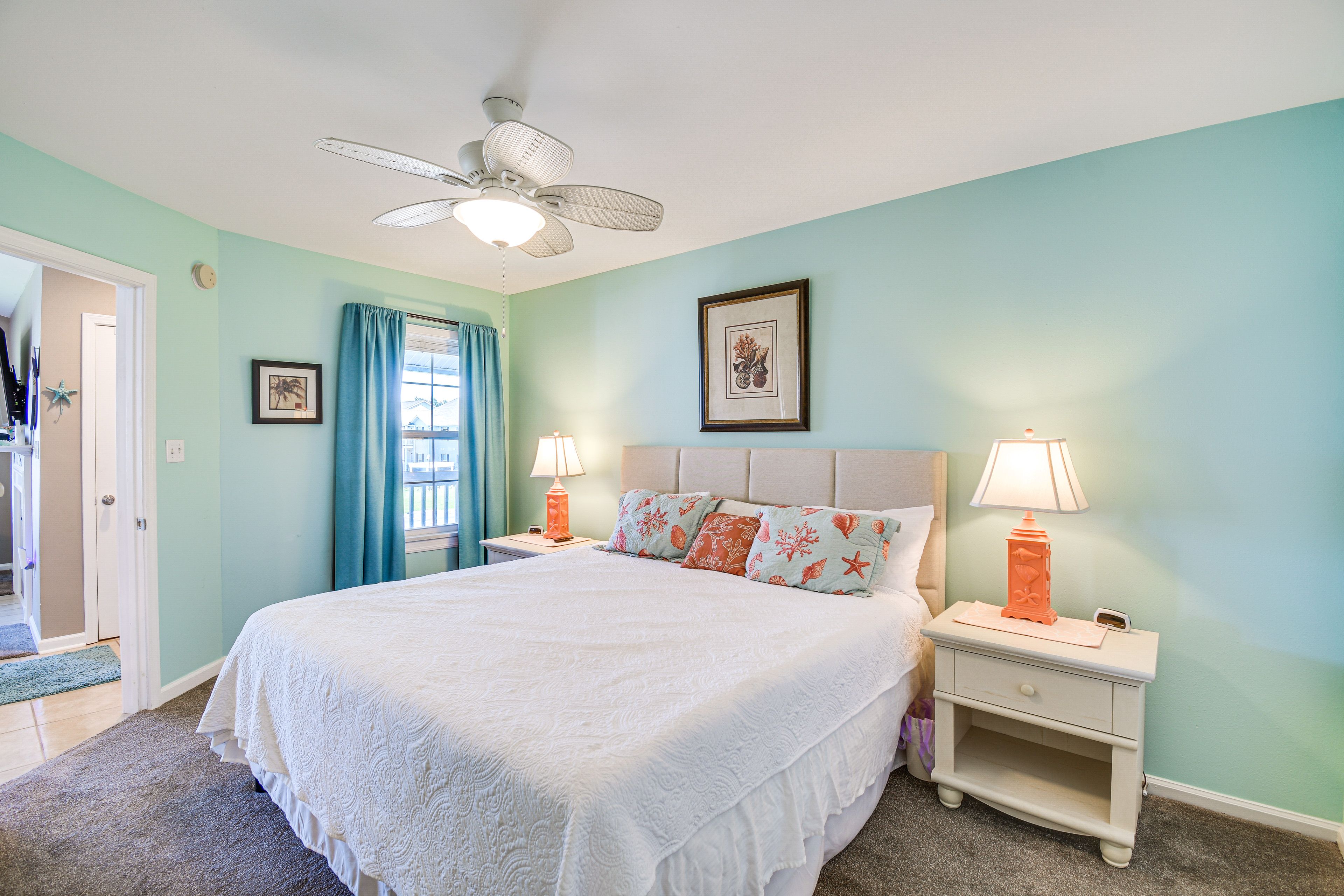 Bedroom 1 | King Bed