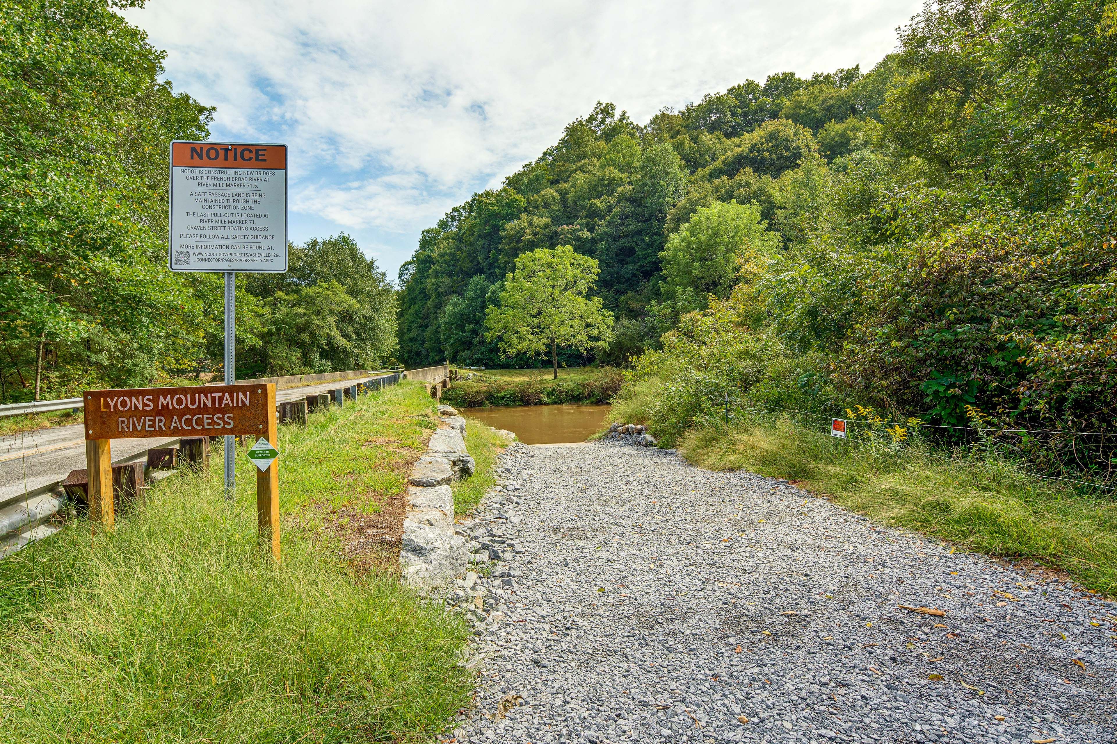 0.4 miles to French Broad River Access