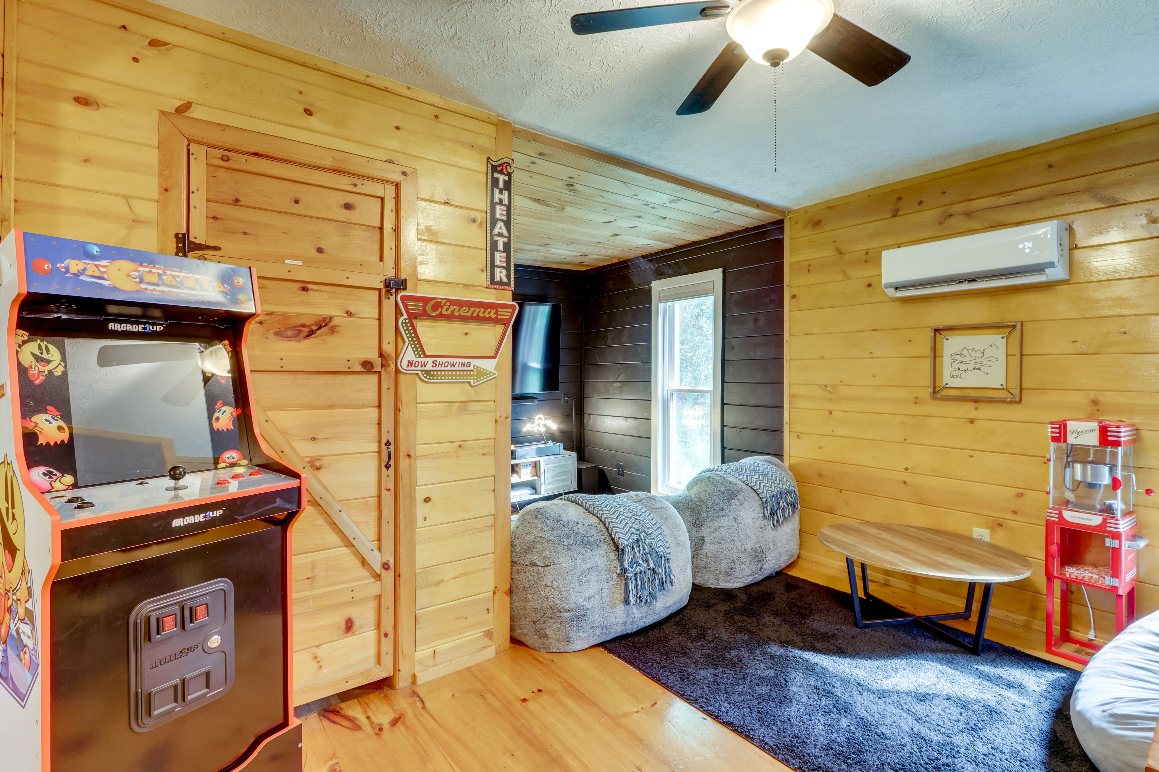 Movie Room | 1st Floor