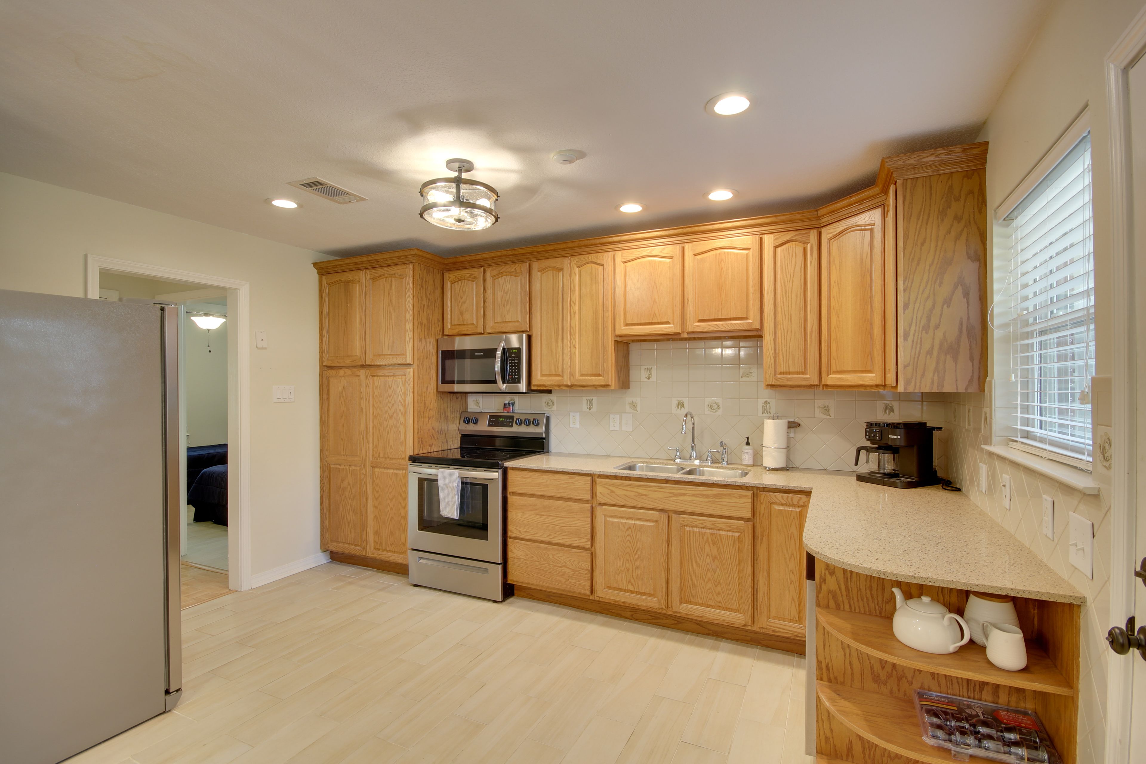 Kitchen | Refrigerator
