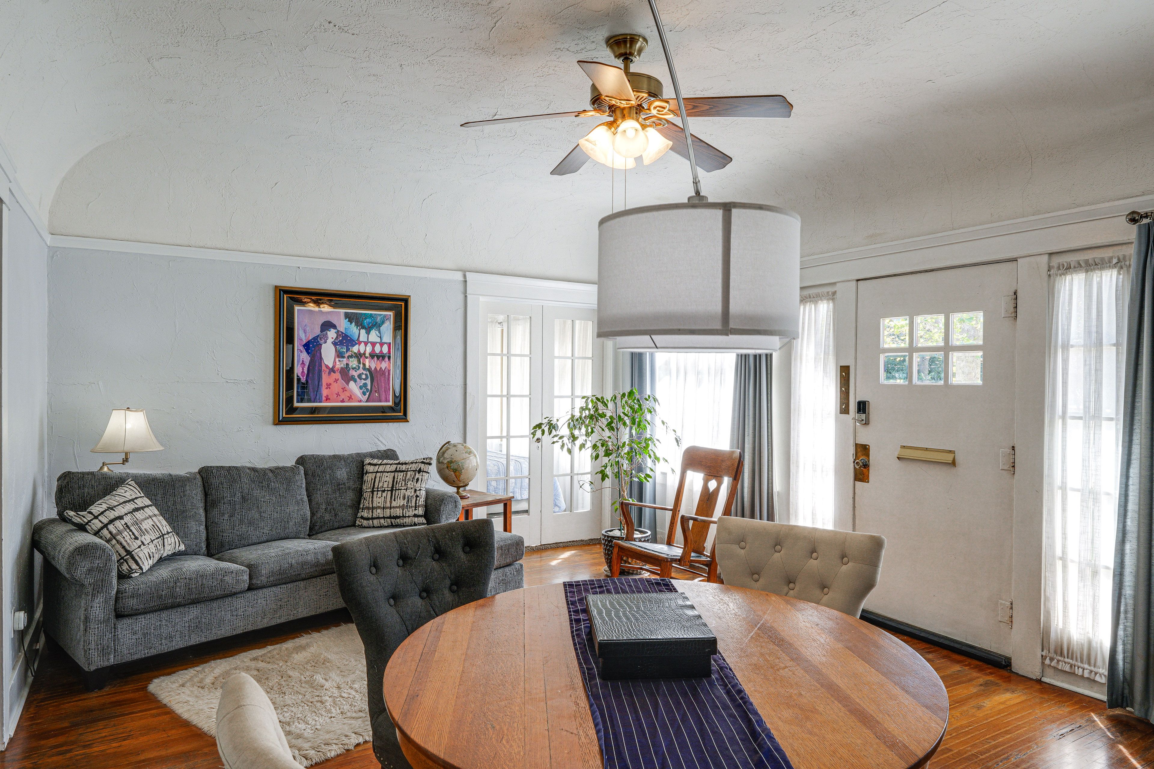 Bakersfield Vacation Rental | 1BR | 1BA | 1,360 Sq Ft