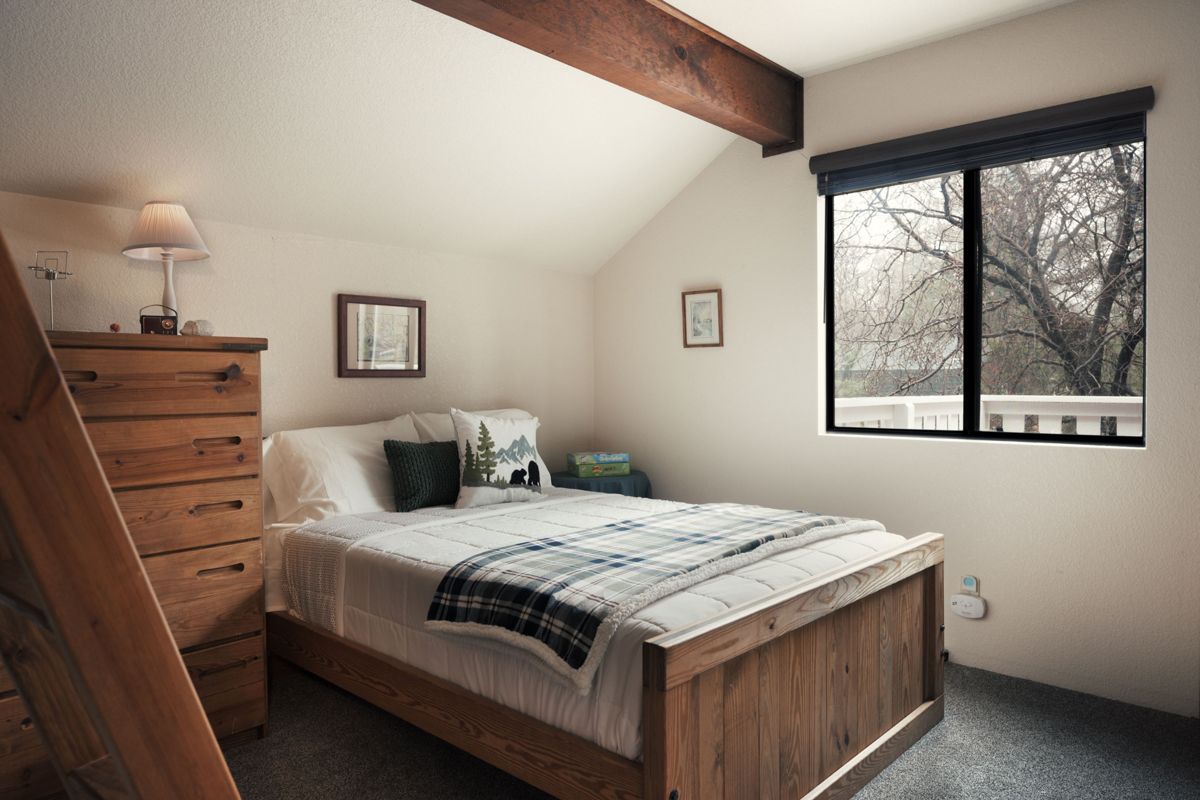 Bedroom | Full Bed | Twin Bunk Bed
