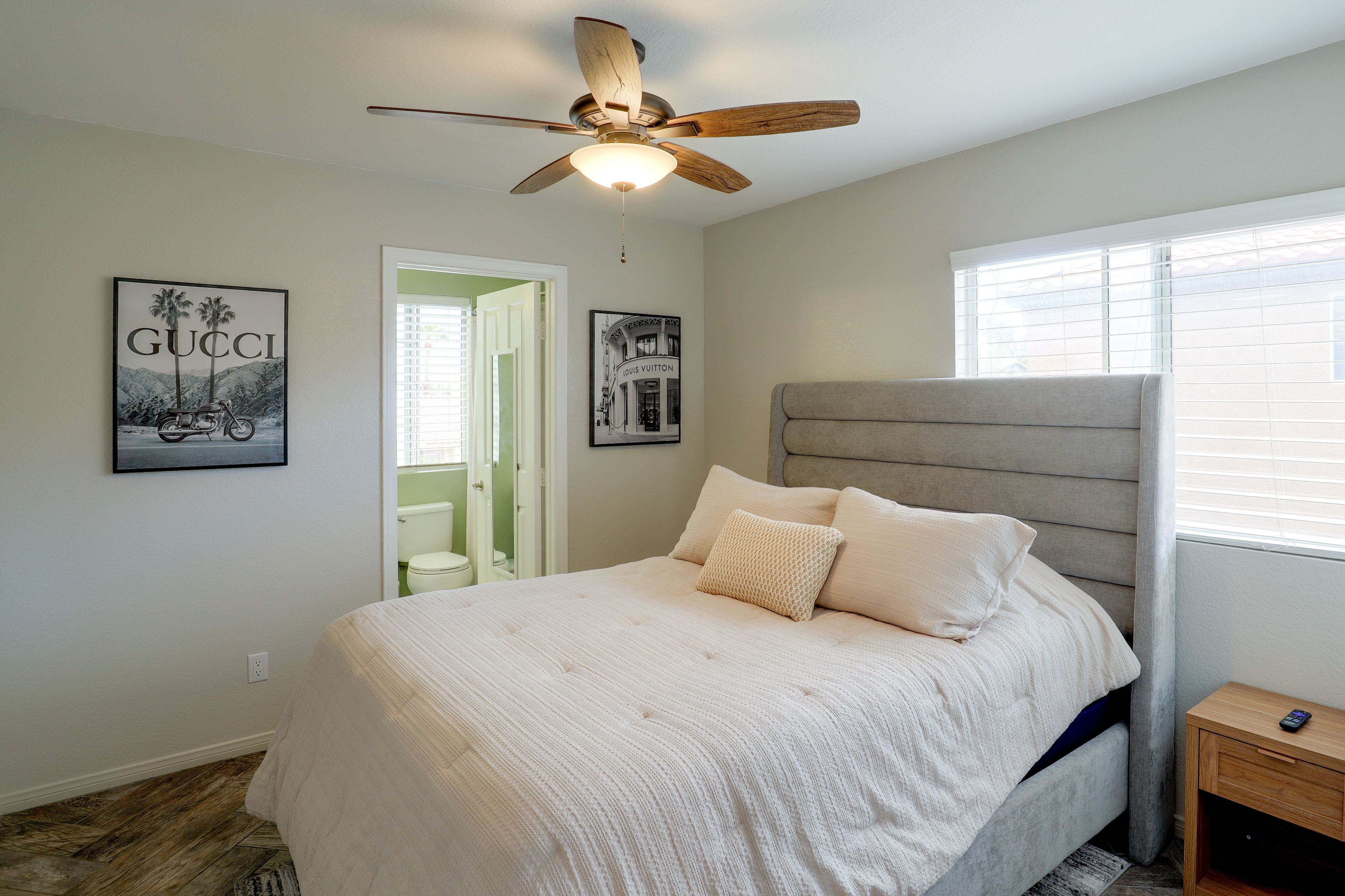 Bedroom | Queen Bed | En-Suite Bathroom