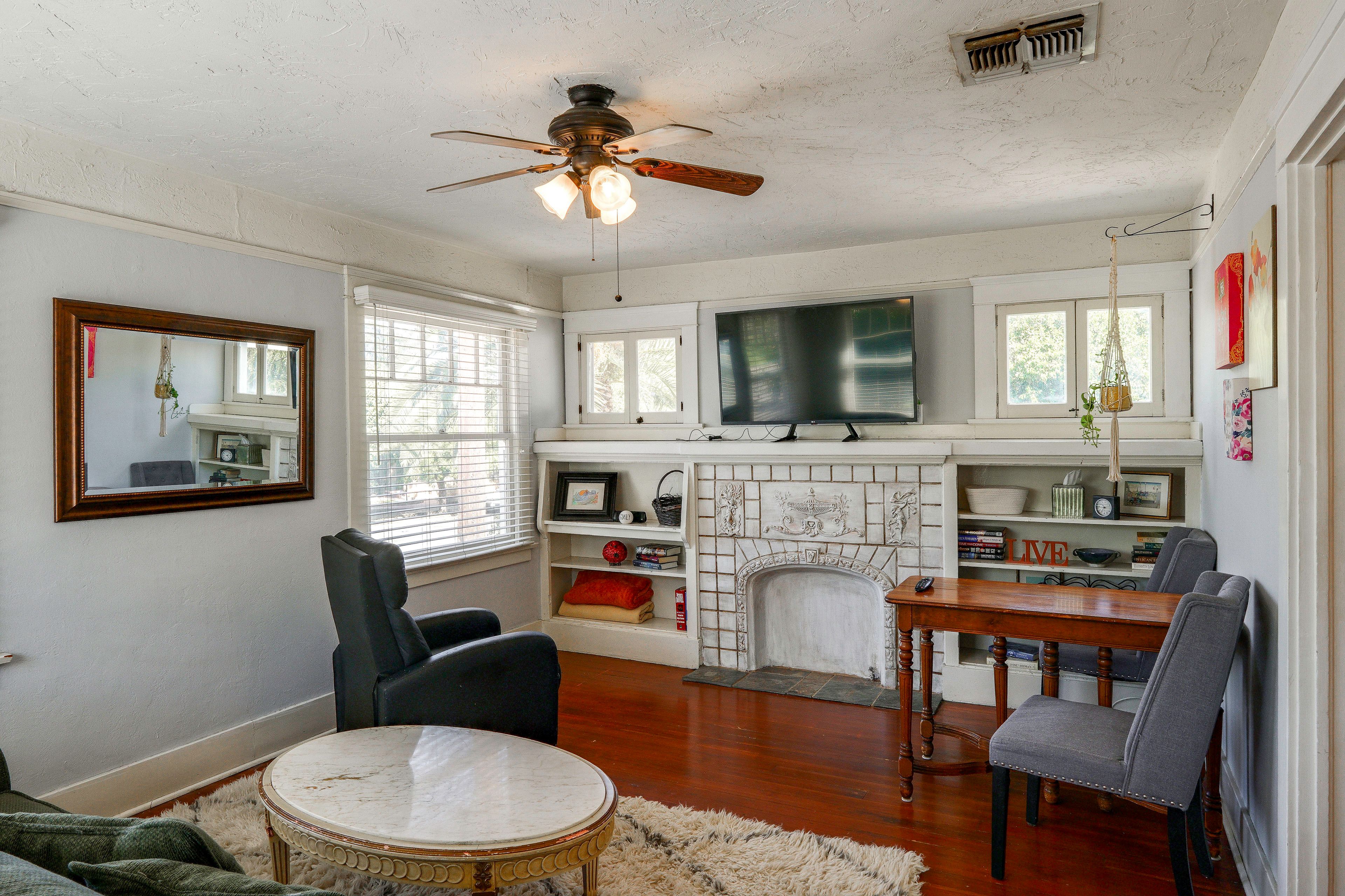 Bakersfield Vacation Rental | 1BR | 1BA | 650 Sq Ft