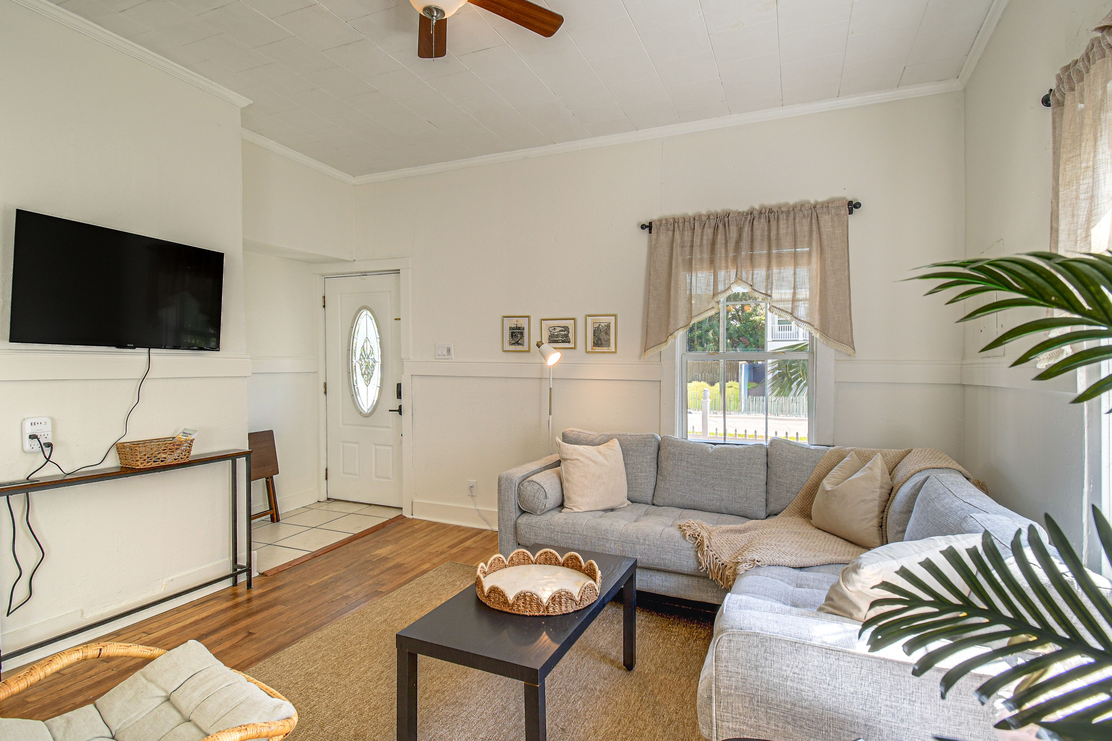 Pensacola Vacation Rental | 3BR | 1.5BA | 1,473 Sq Ft