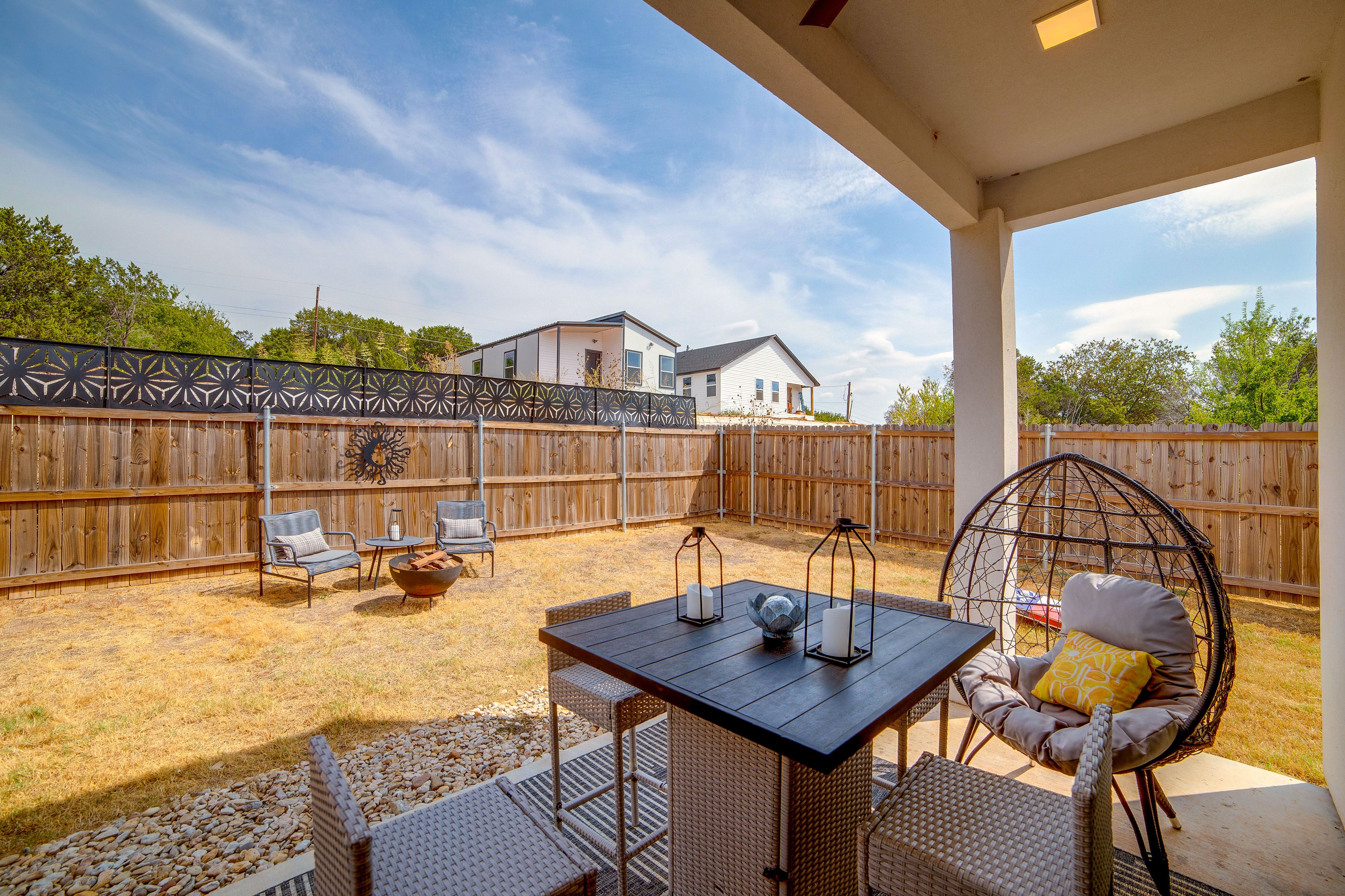Granbury Vacation Rental | 3BR | 2BA | 1,300 Sq Ft | Step-Free Access