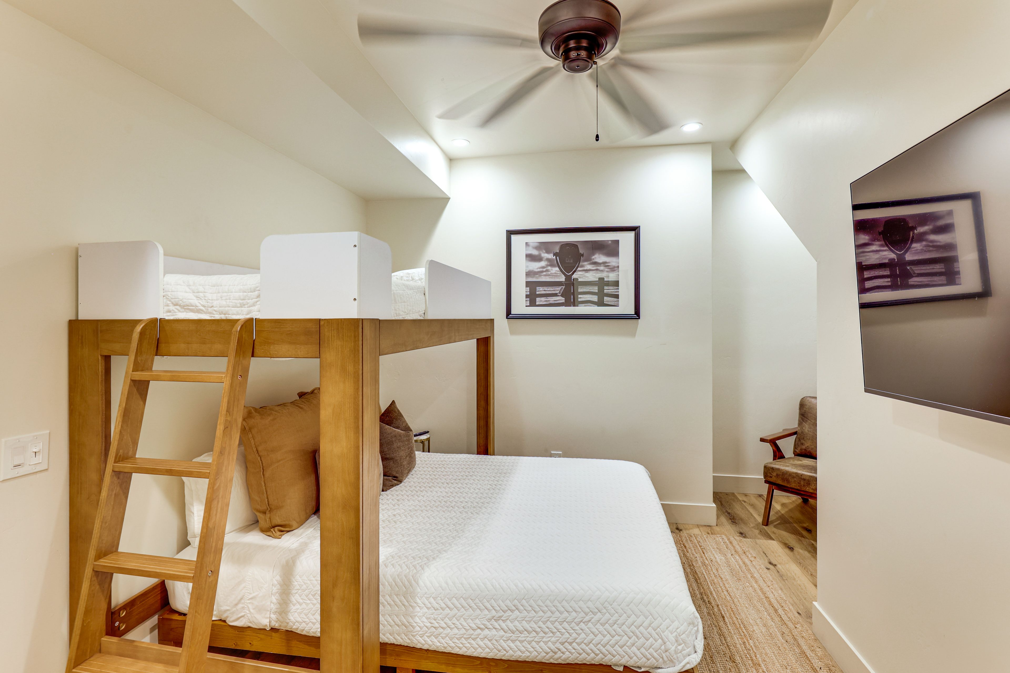 Bedroom | Queen Bed | Lofted Twin Bed