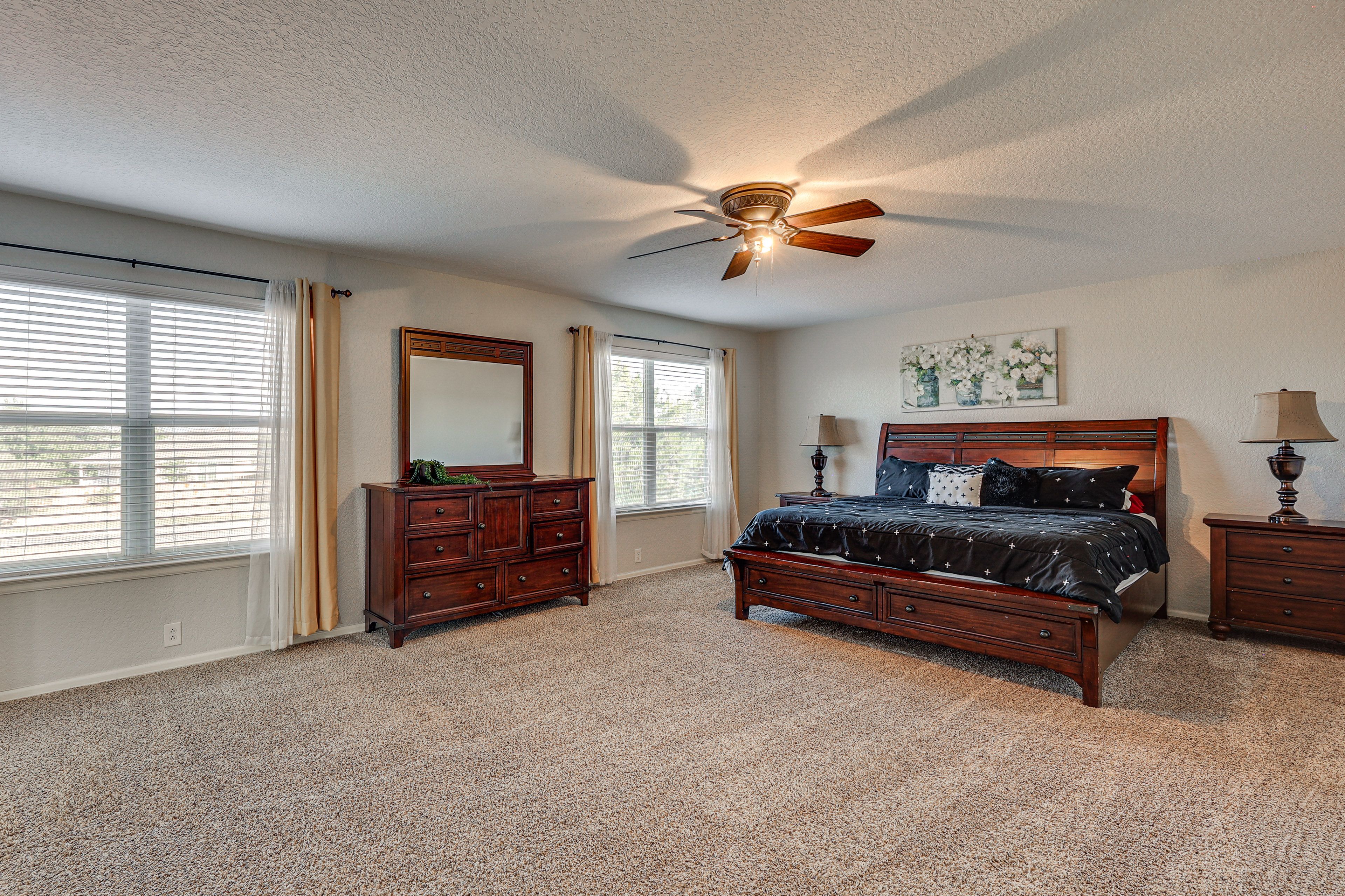 Bedroom 2 | King Bed | 2nd Floor