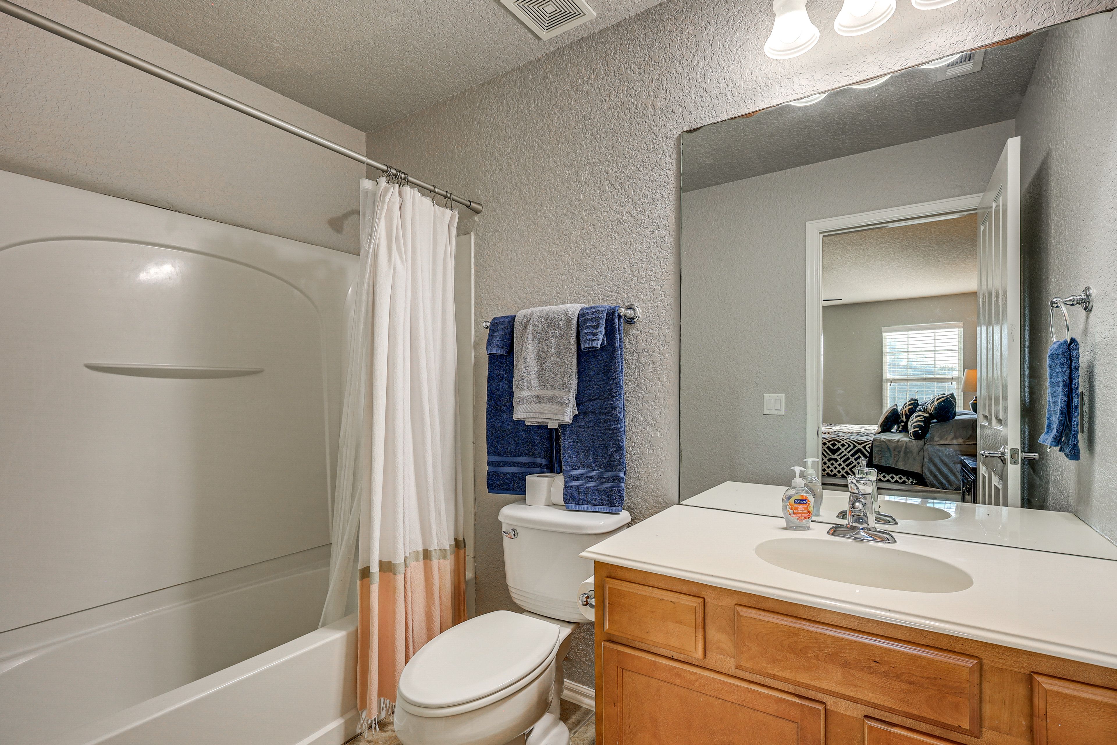 En-Suite Bathroom