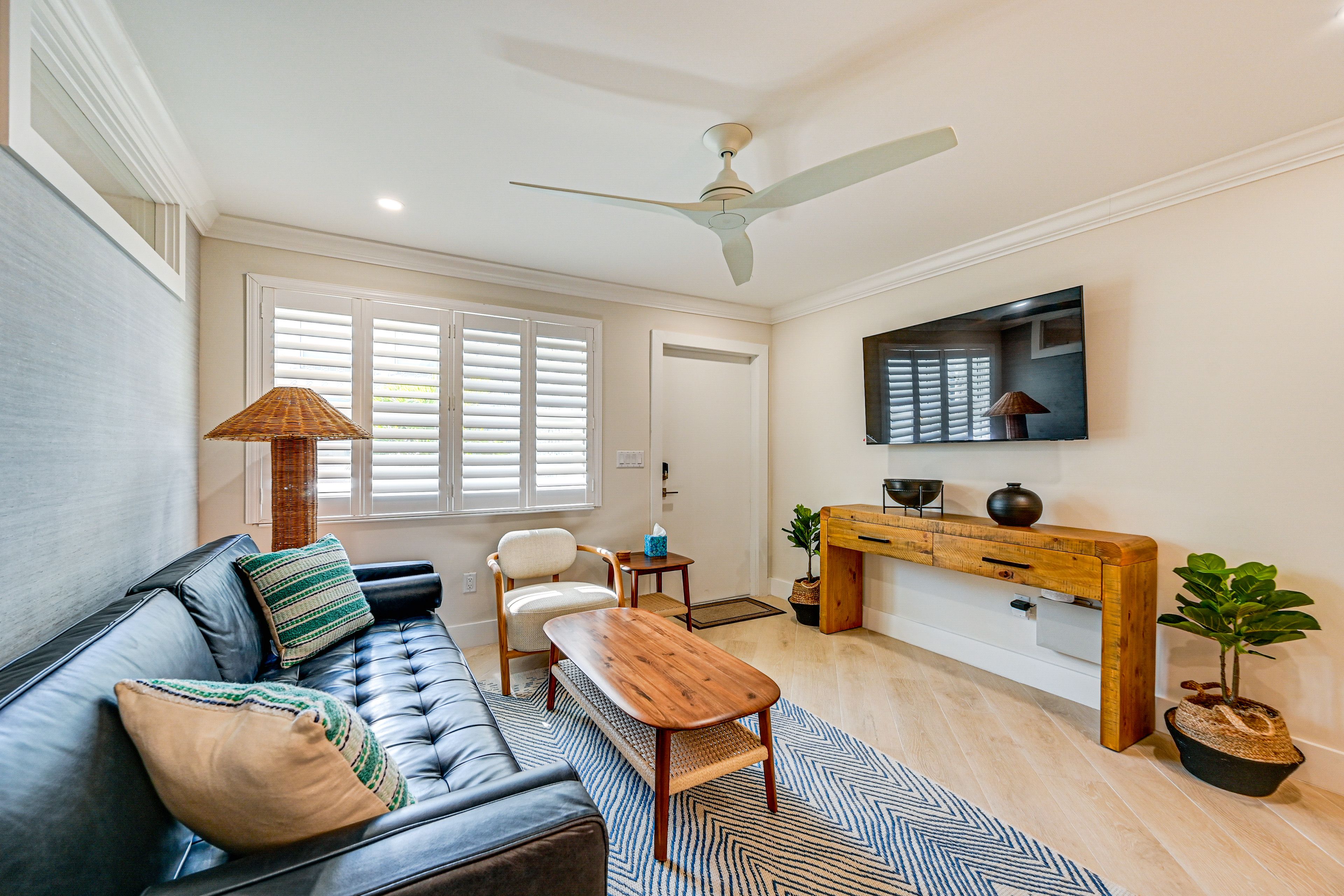 2-Bedroom Unit | Living Room