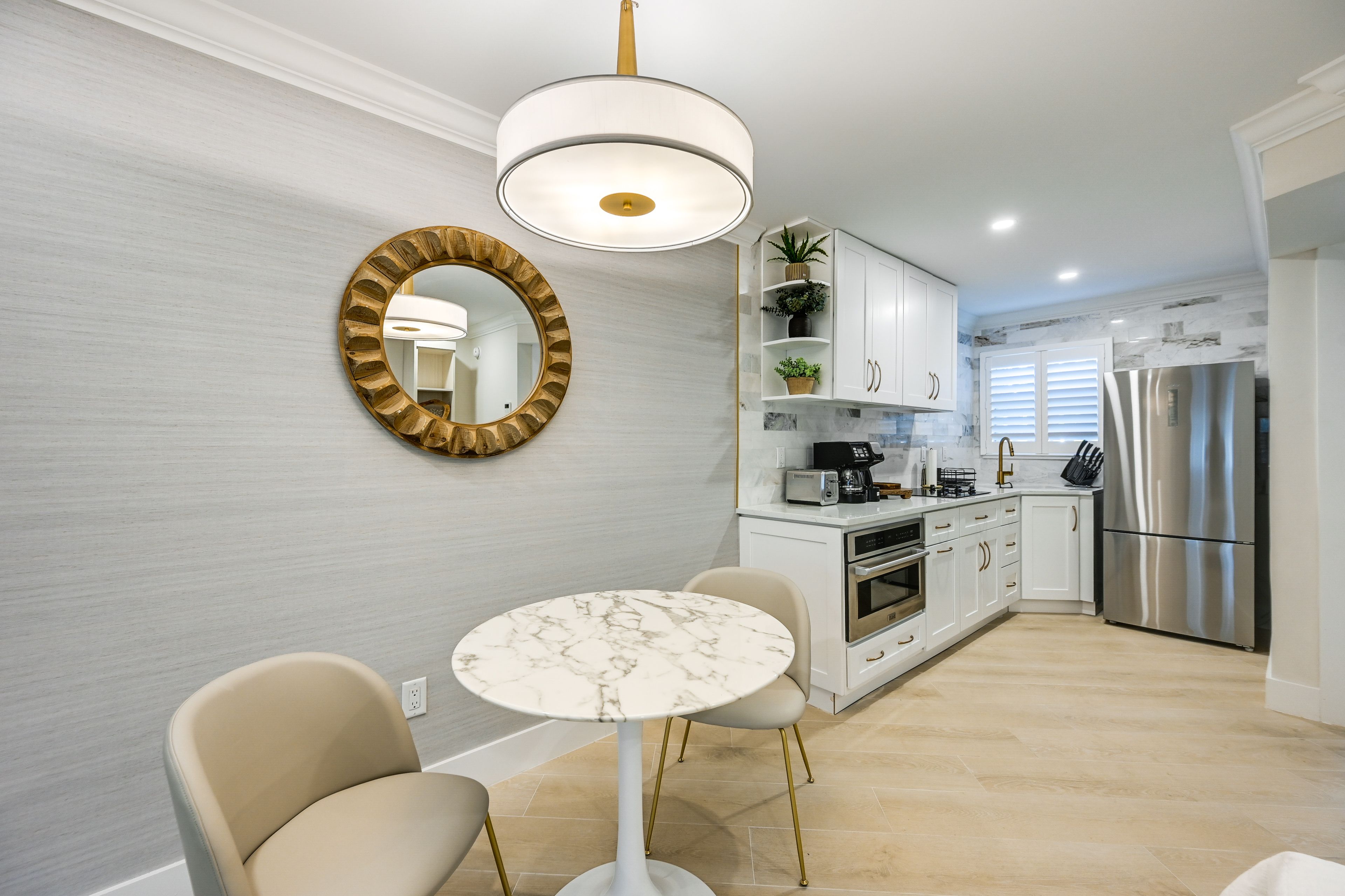 Studio | Dining Area & Kitchen