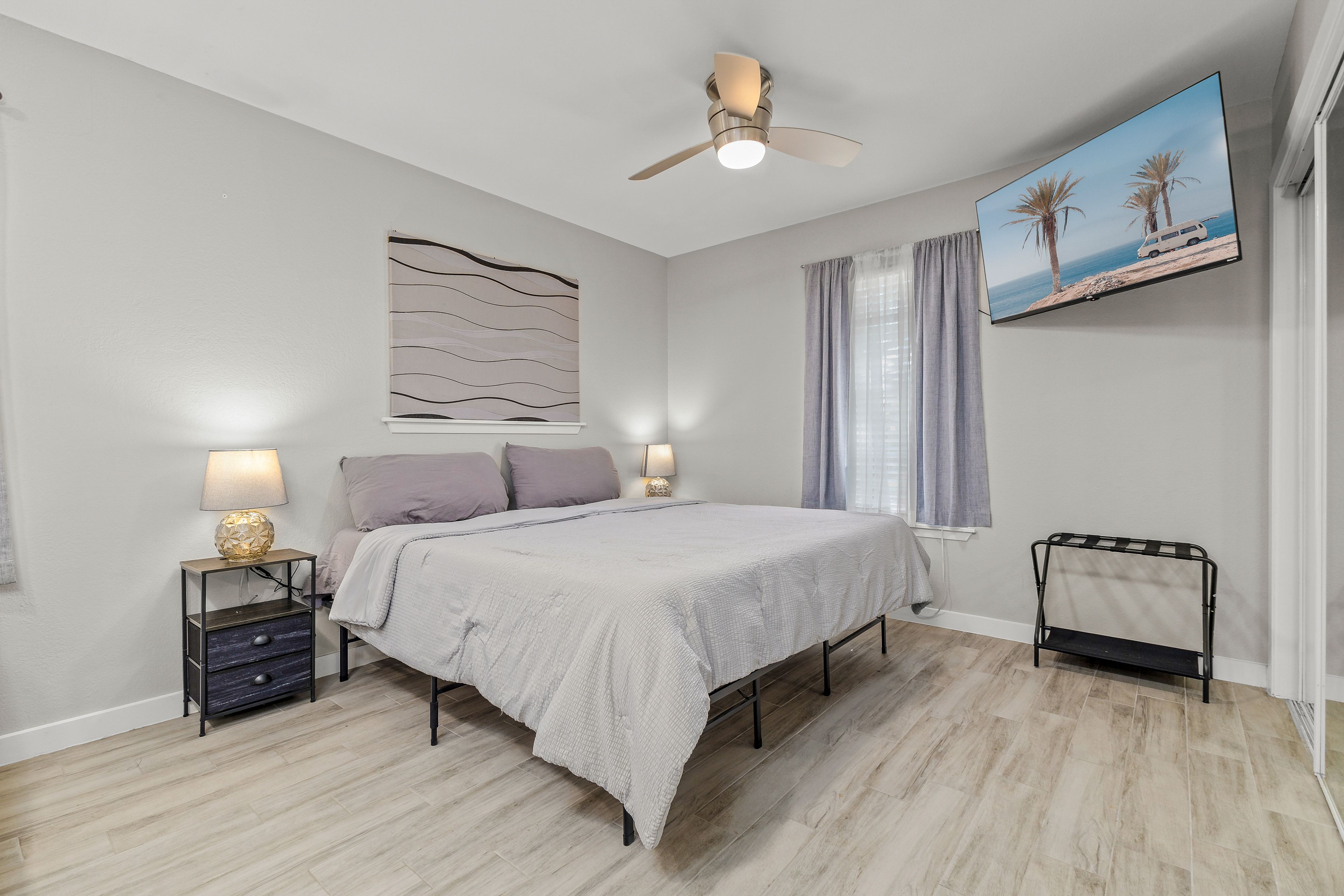 Bedroom | King Bed | Twin Bunk Bed | Twin Sleeper Sofa