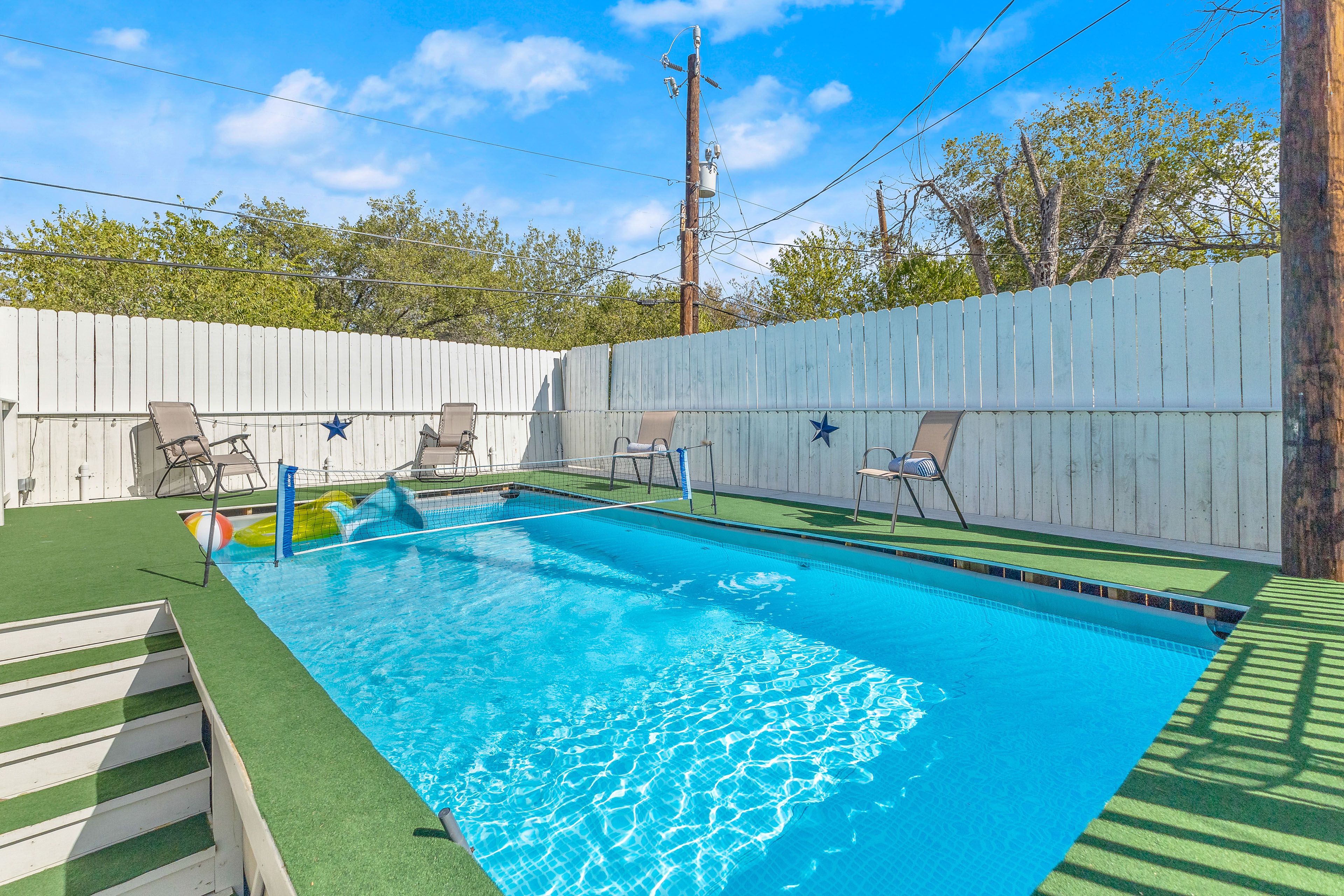 San Antonio Vacation Rental | 4BR | 2.5BA | 1,600 Sq Ft