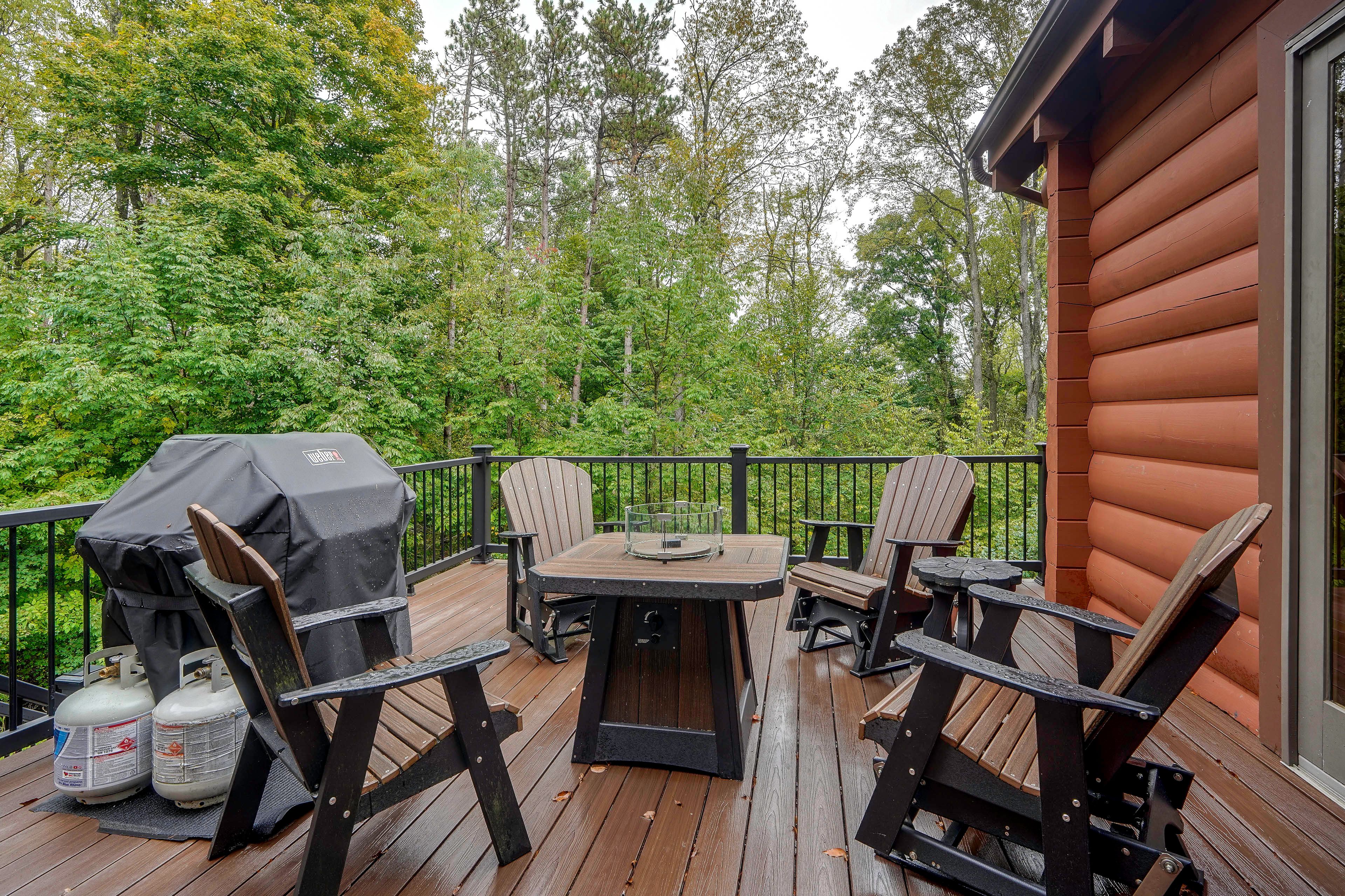 Private Deck
