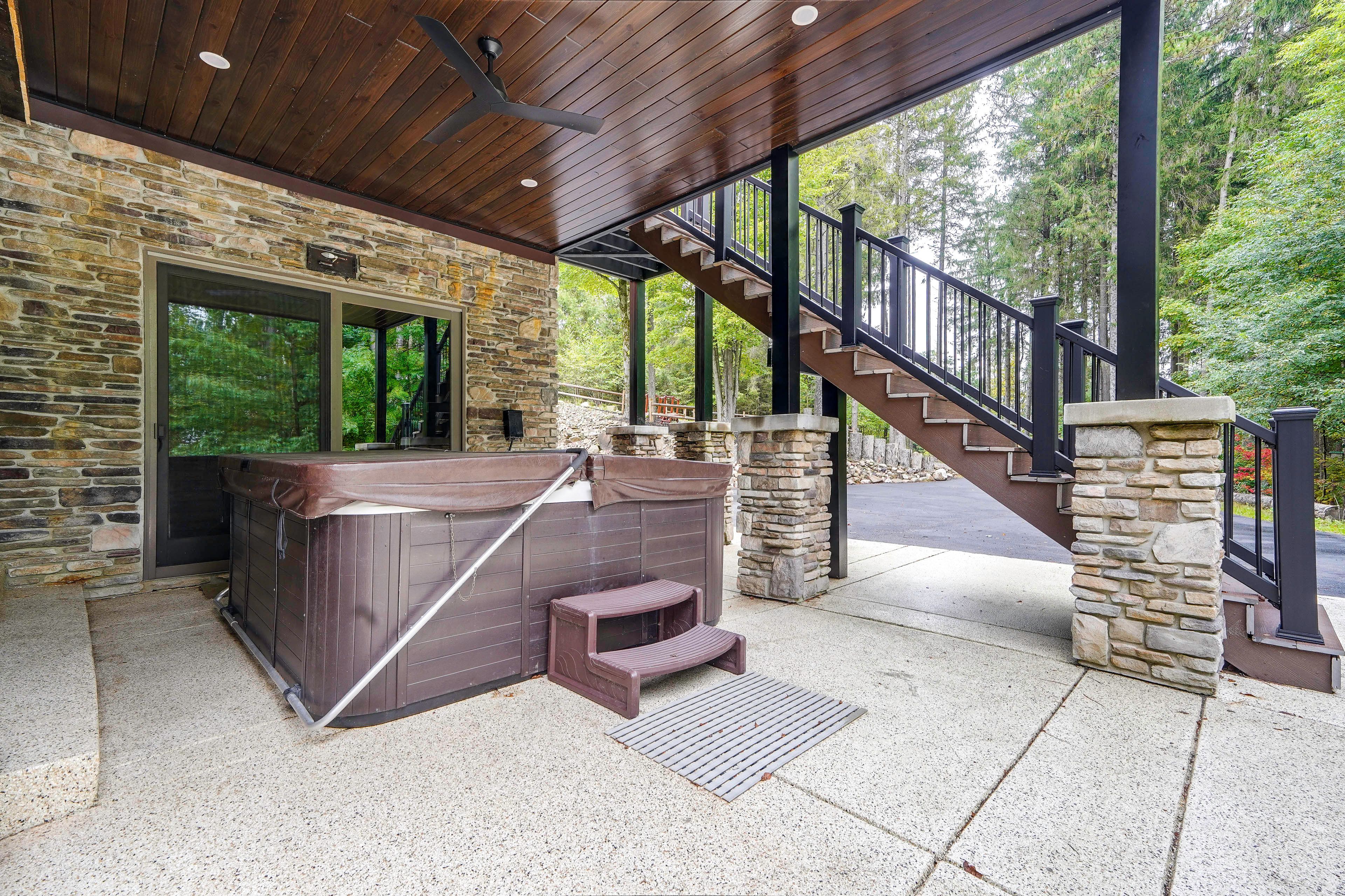 Private Hot Tub
