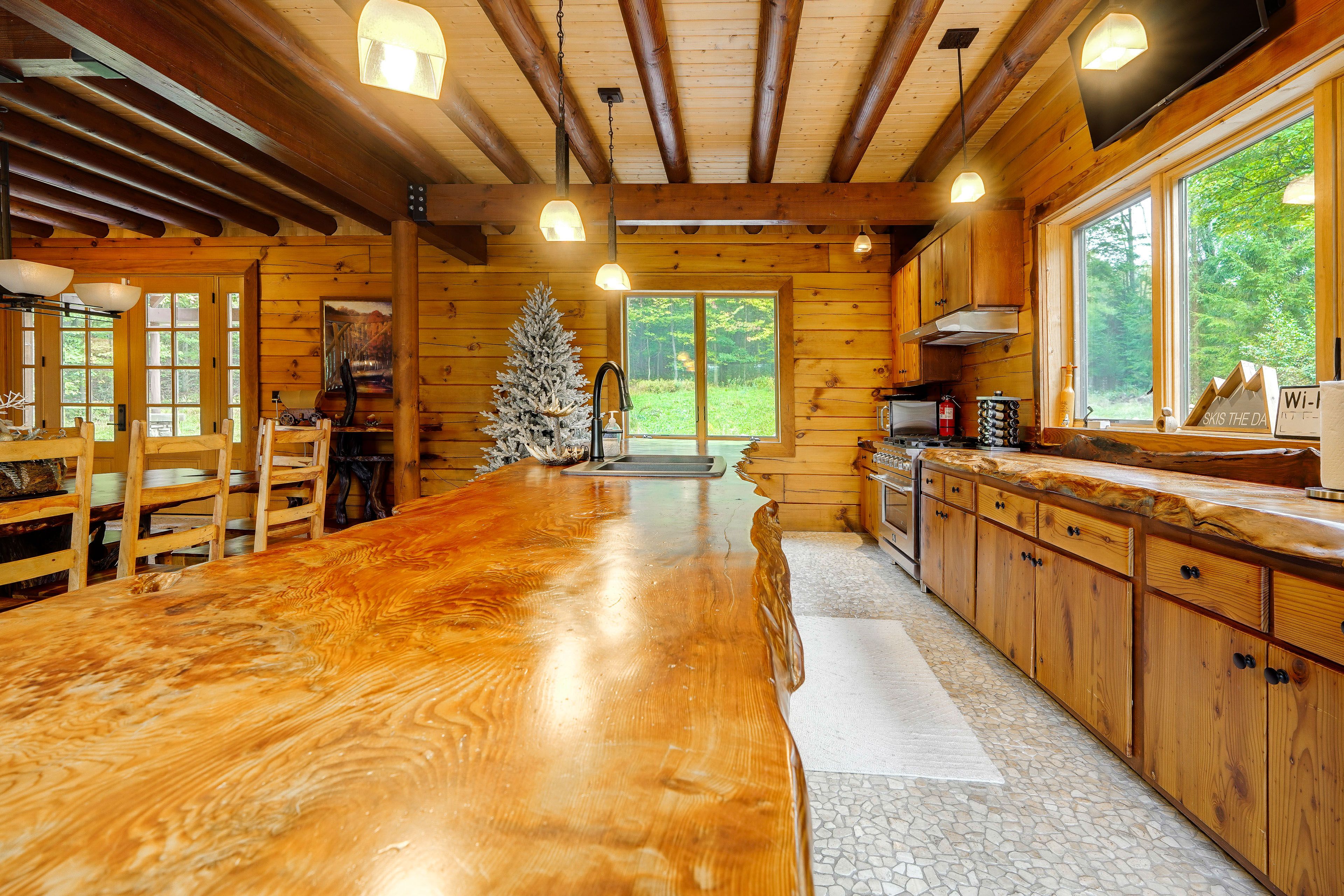 Kitchen | 1st Floor
