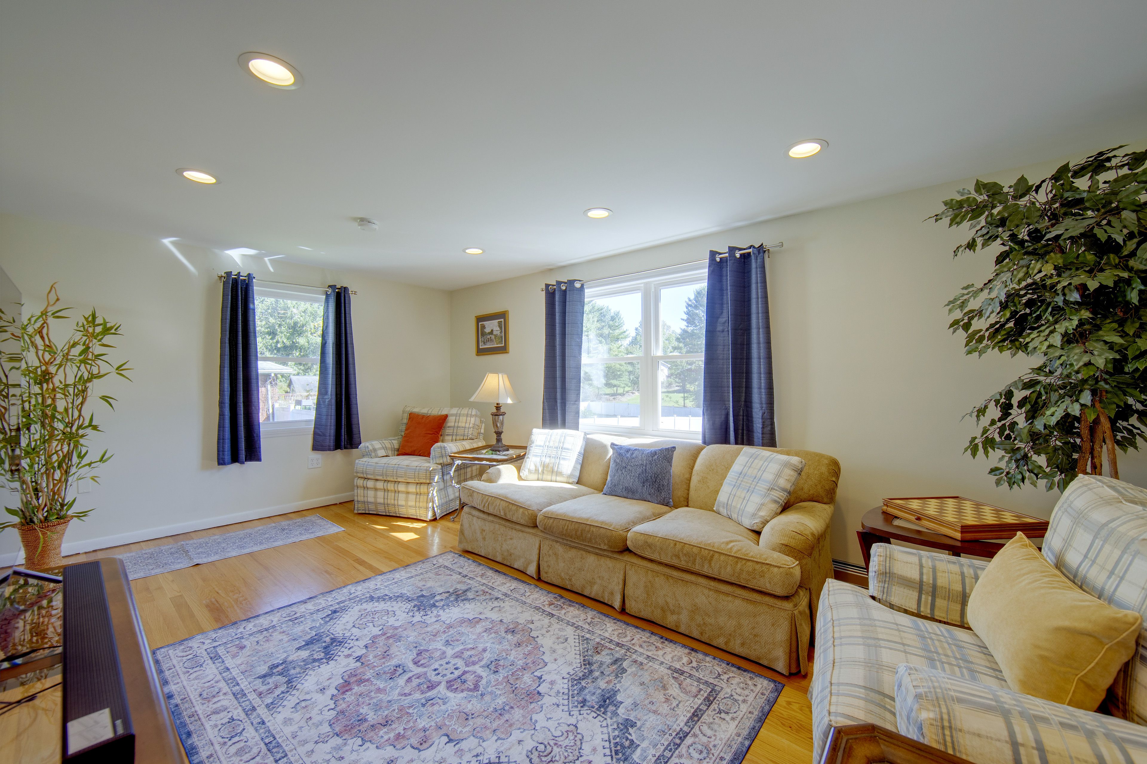 Harrisburg Vacation Rental | 3BR | 1BA | 1,400 Sq Ft