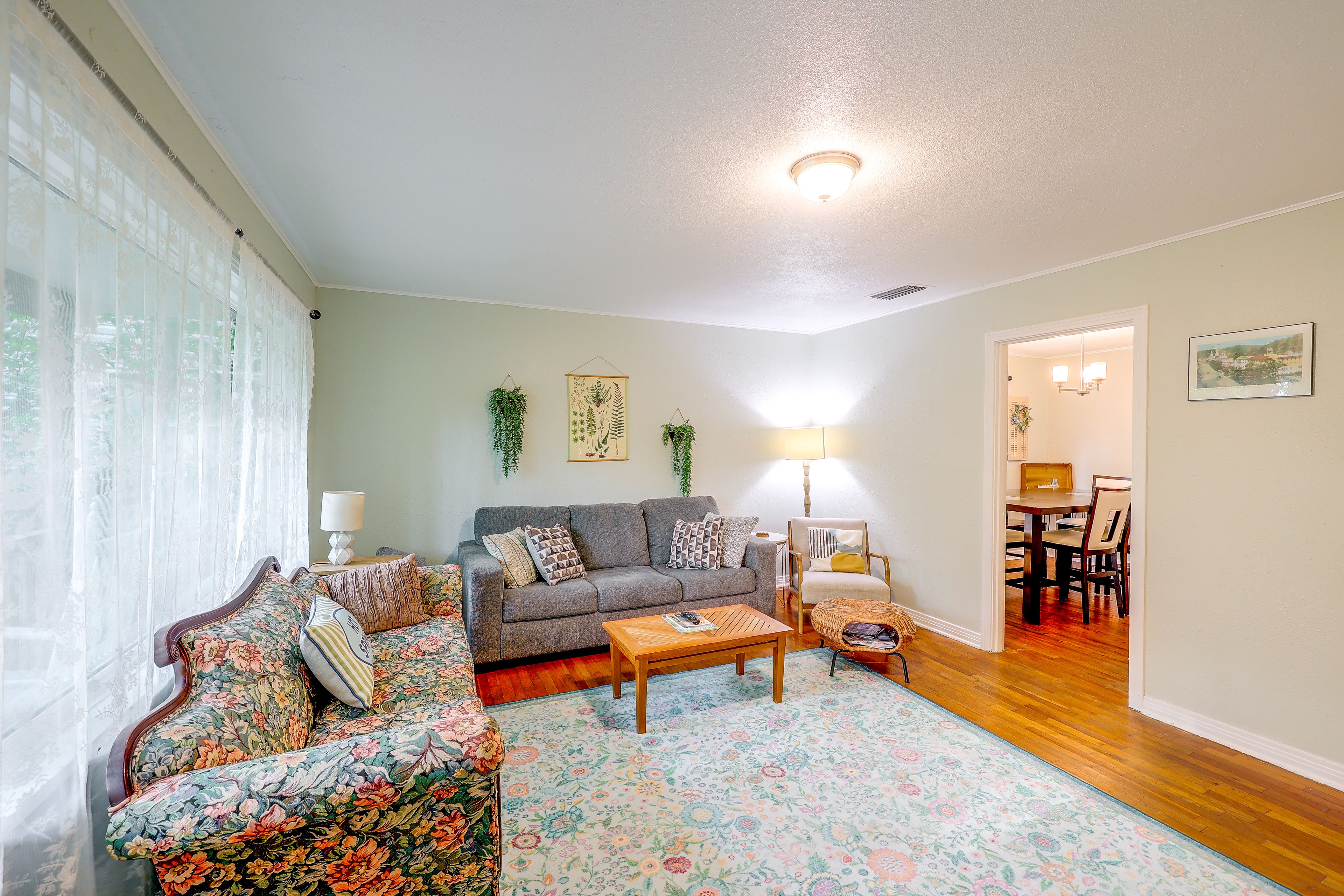Living Room | Sleeper Sofa