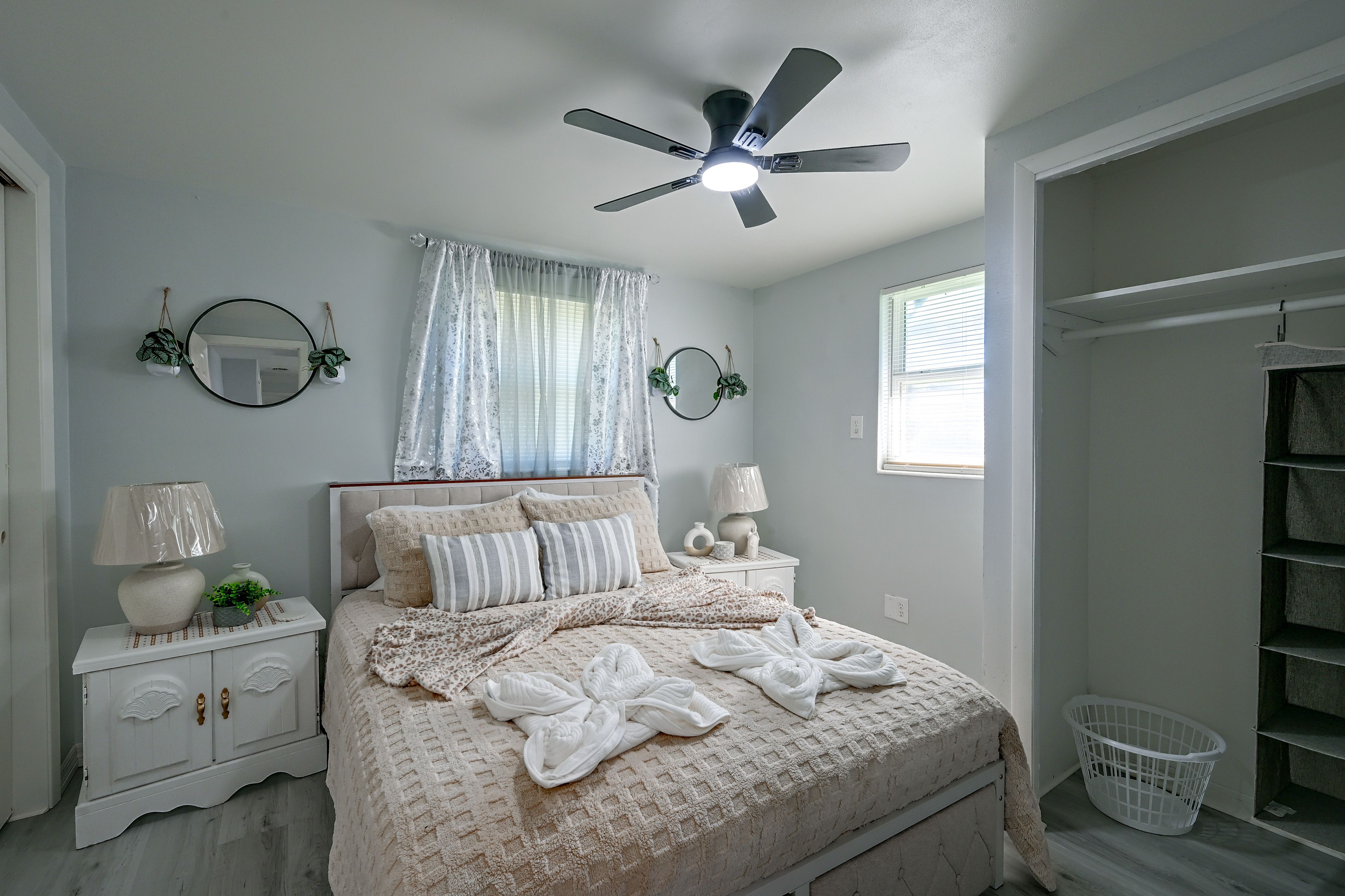 Queen Bed