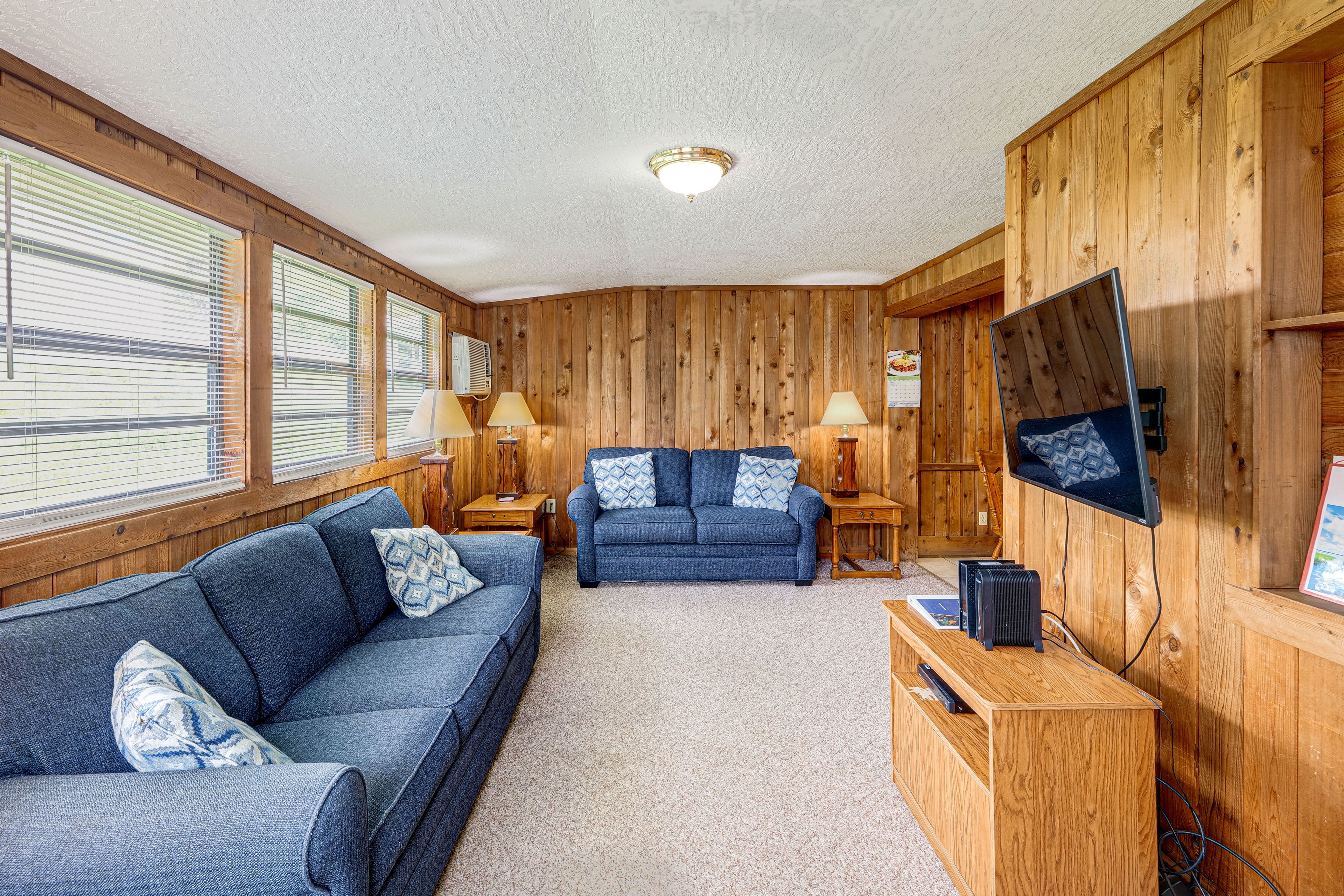 Clermont Vacation Rental | 2BR | 1BA | 720 Sq Ft