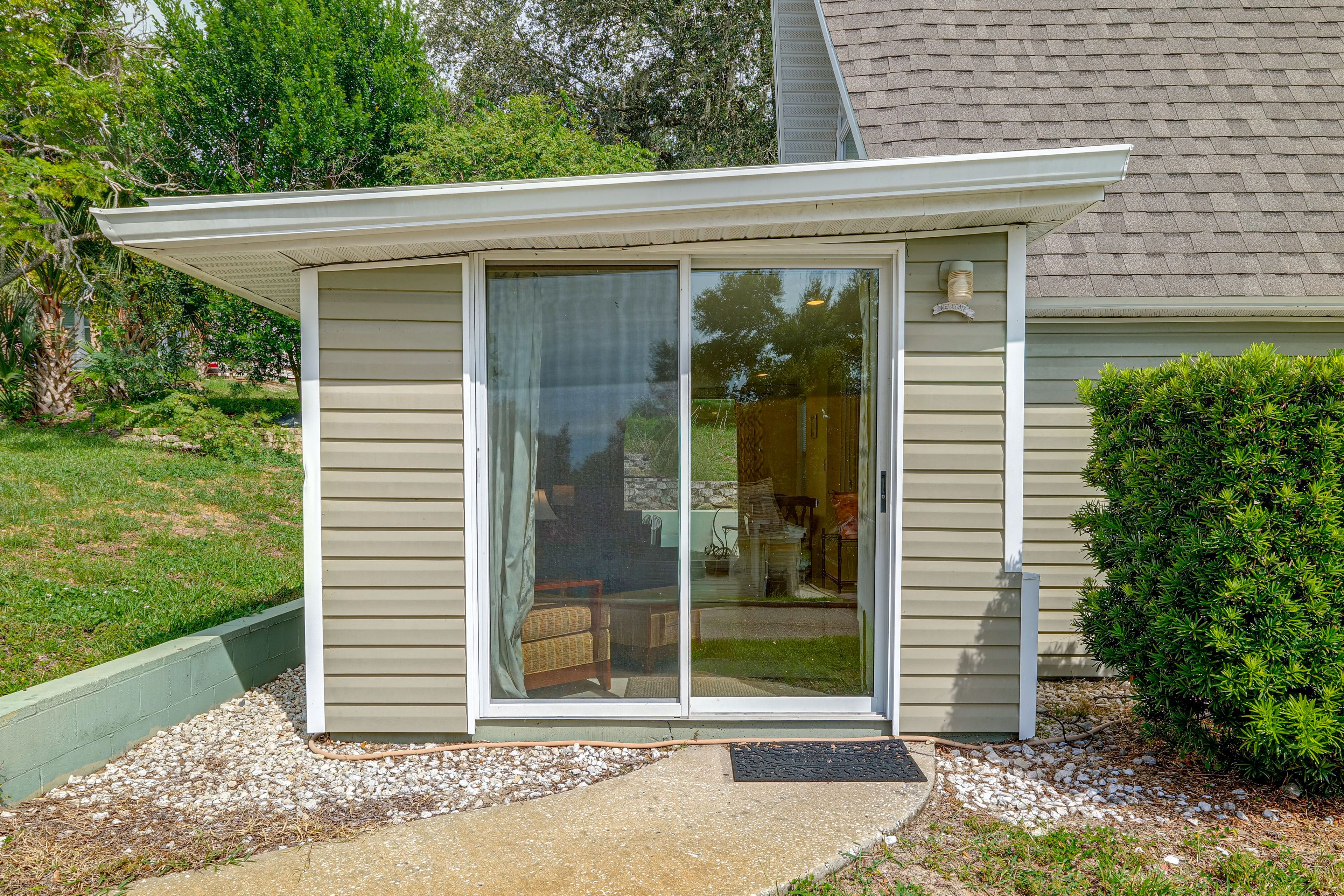 Entryway | Step-Free Access