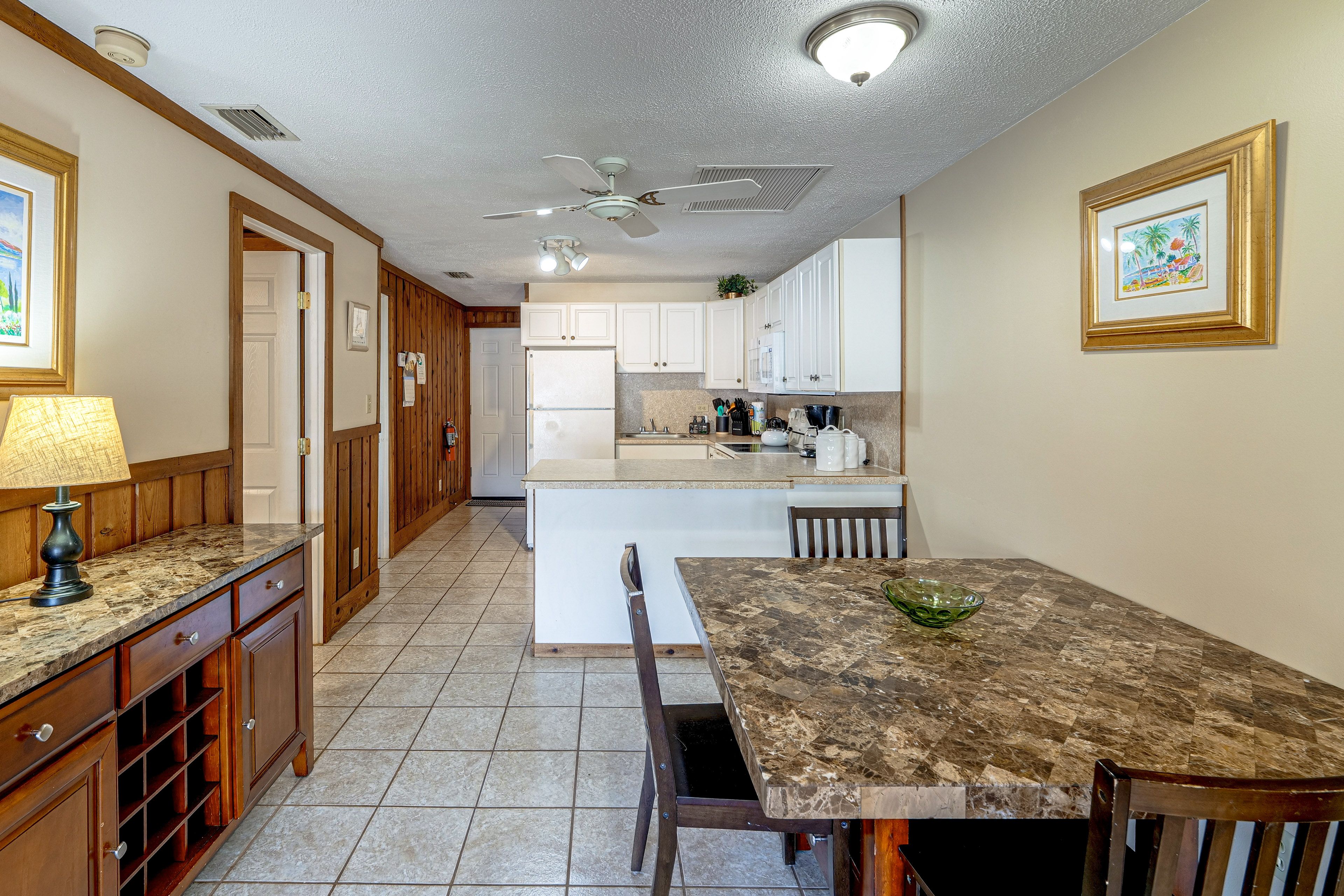 Interior | Open Floor Plan | Free WiFi