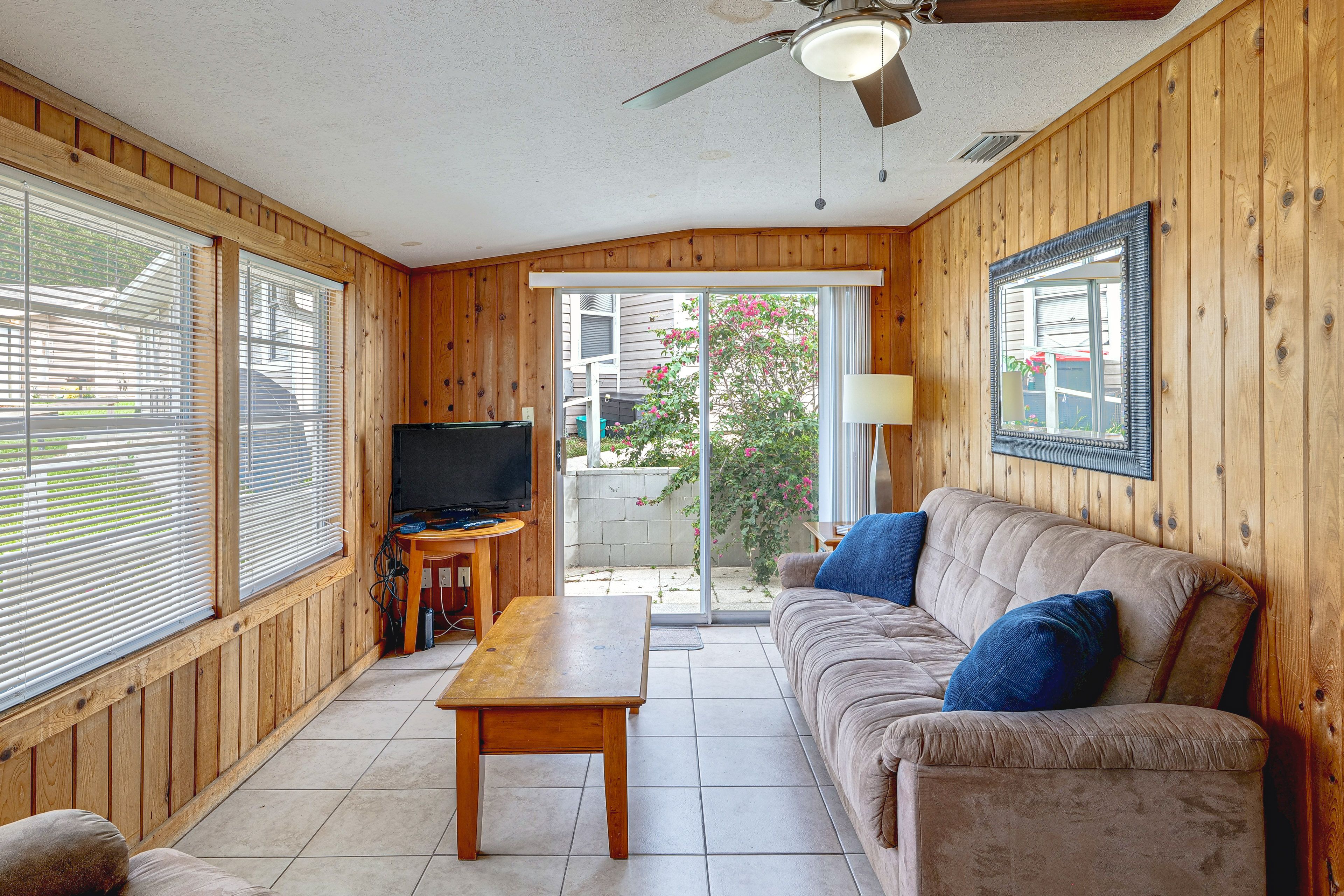 Clermont Vacation Rental | 2BR | 2BA | 720 Sq Ft