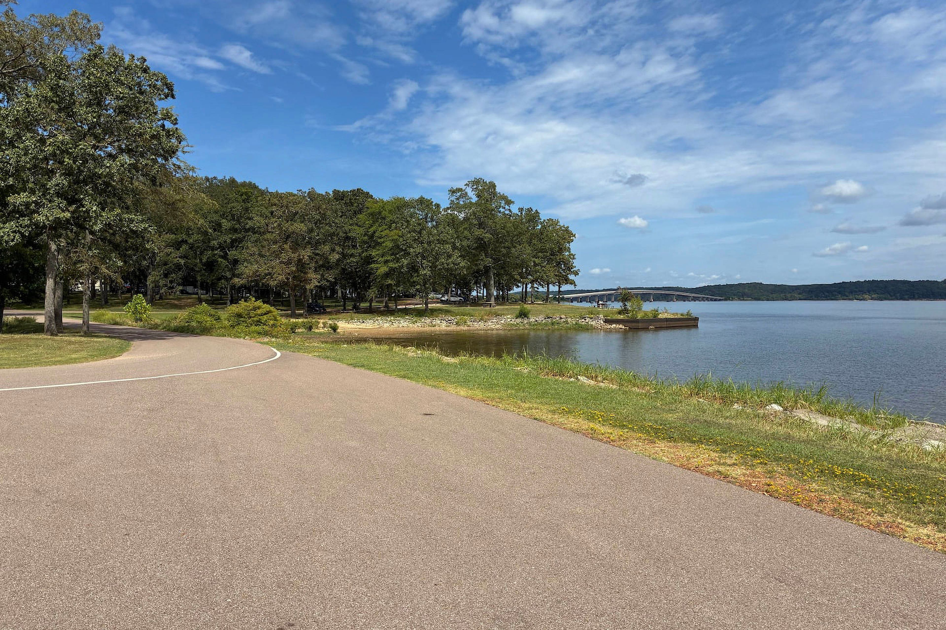 Walk to Kentucky Lake