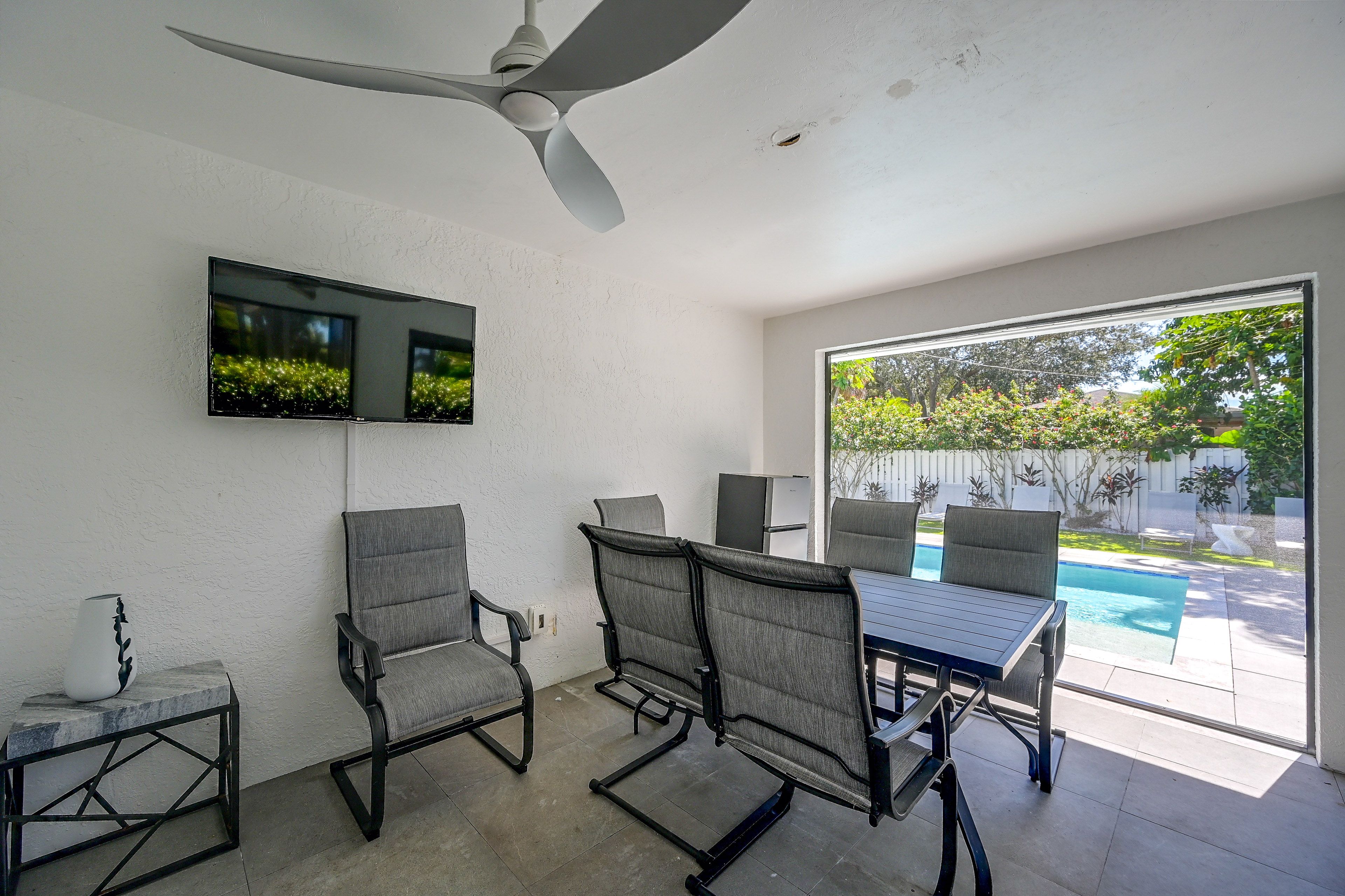 Screened Patio