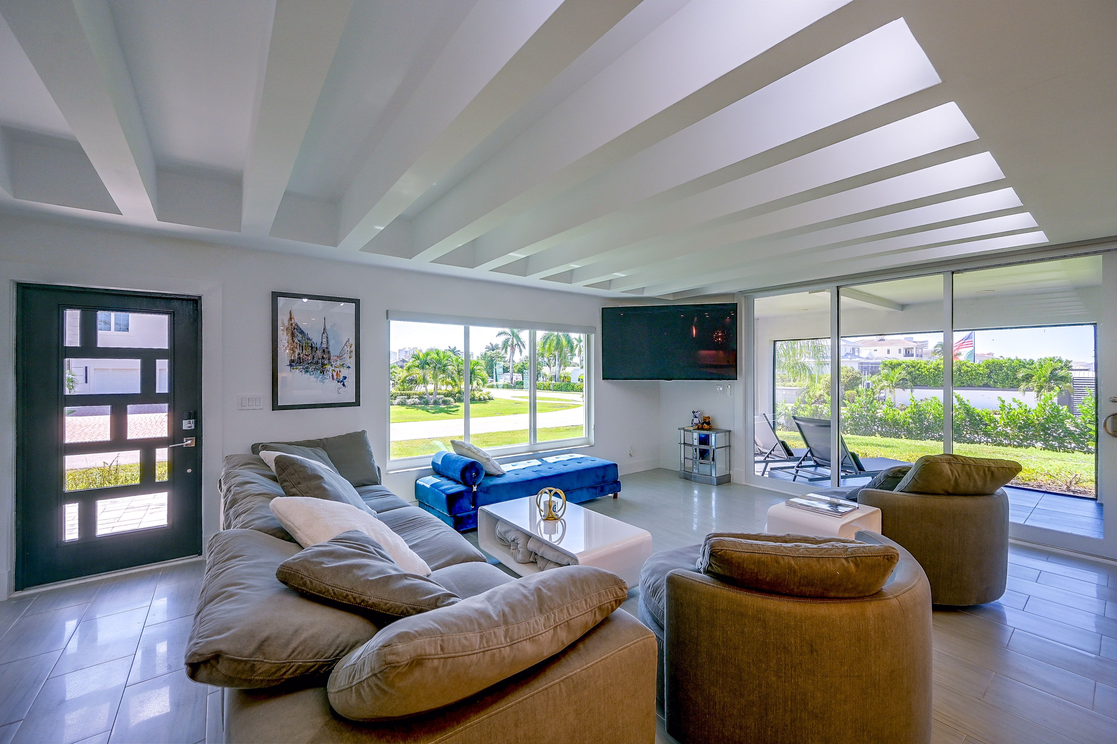 Living Room | Open Interior