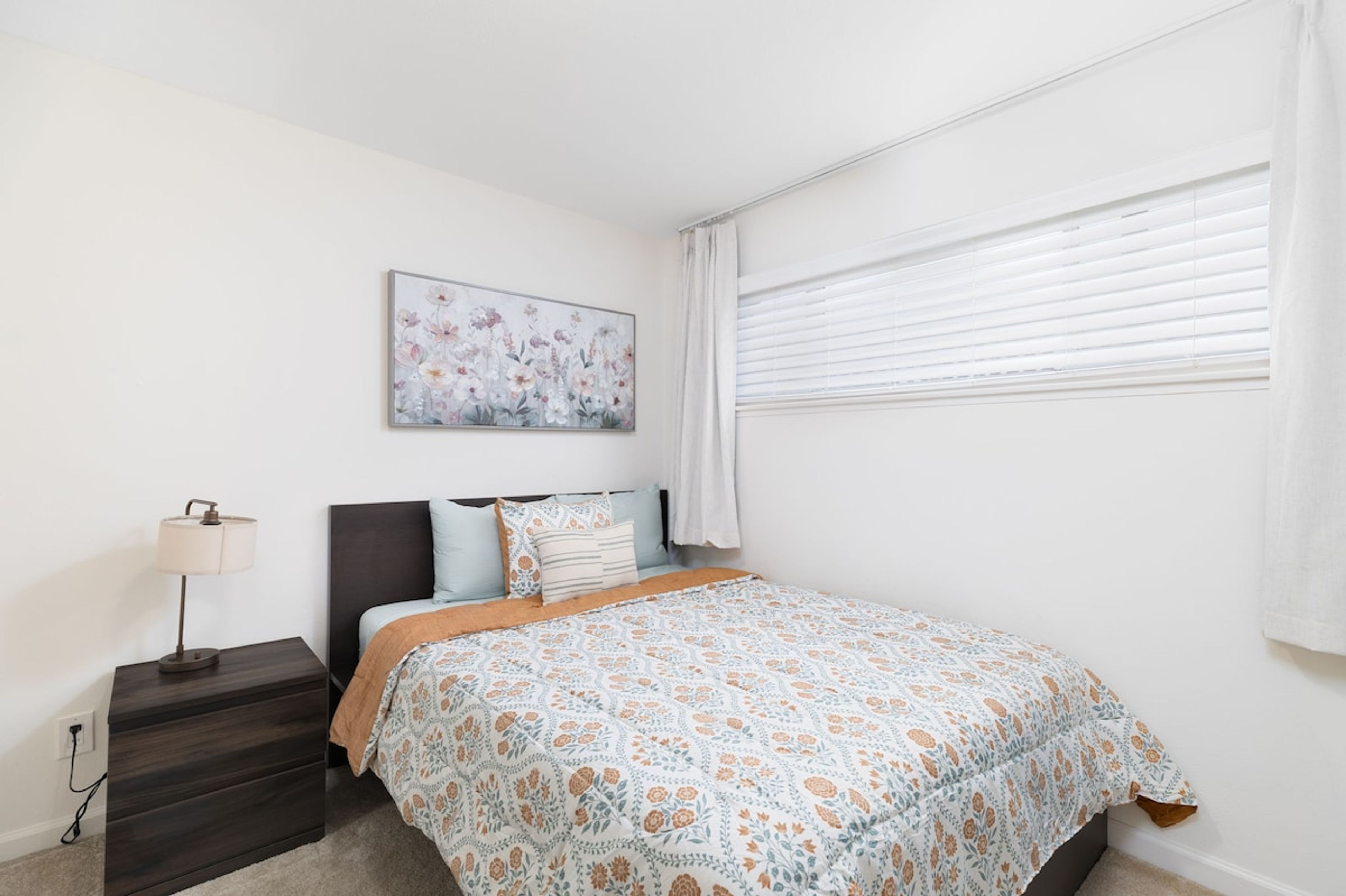 Bedroom 3 | Queen Bed