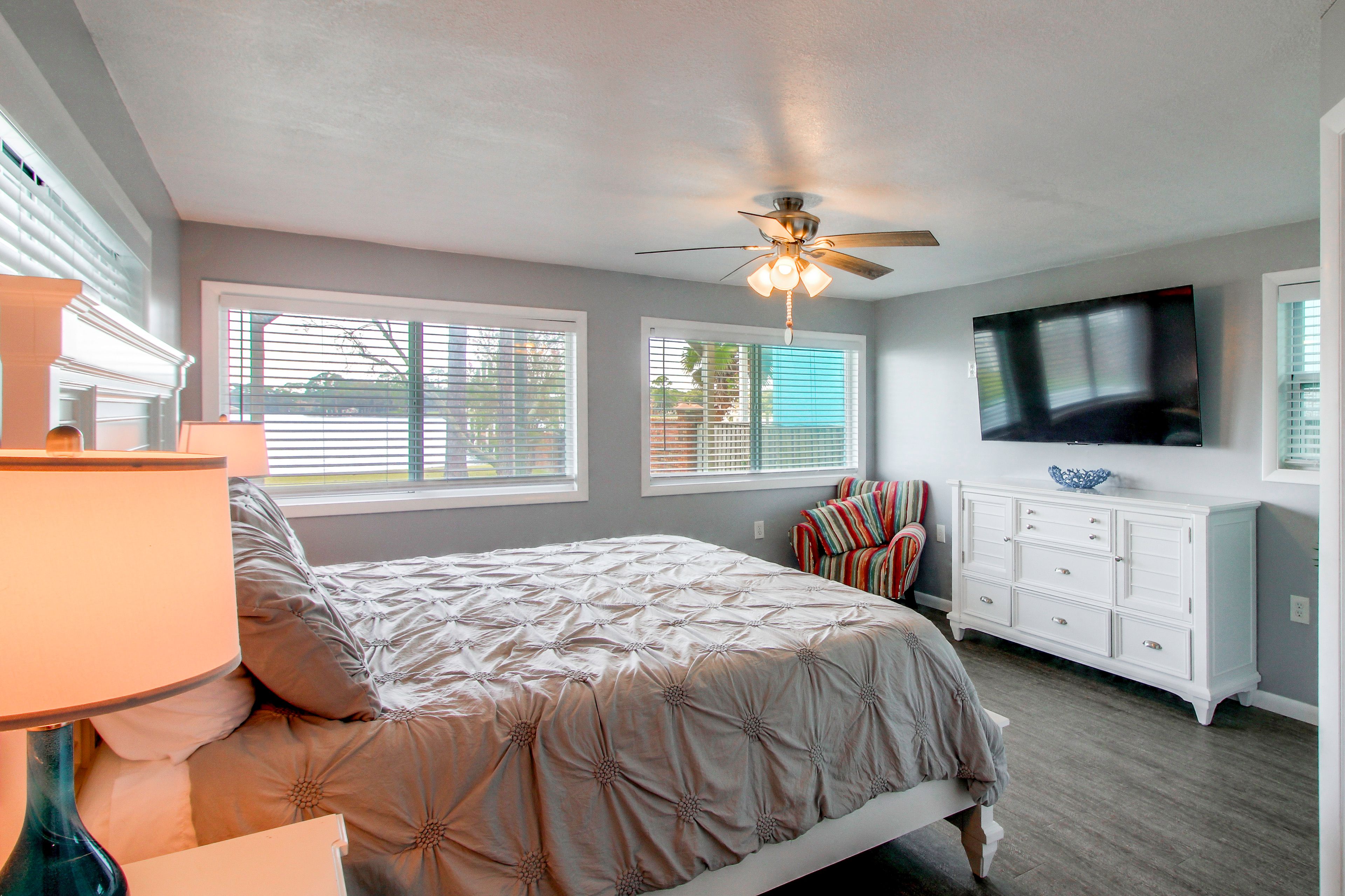Unit 2 | Bedroom 2 | King Bed