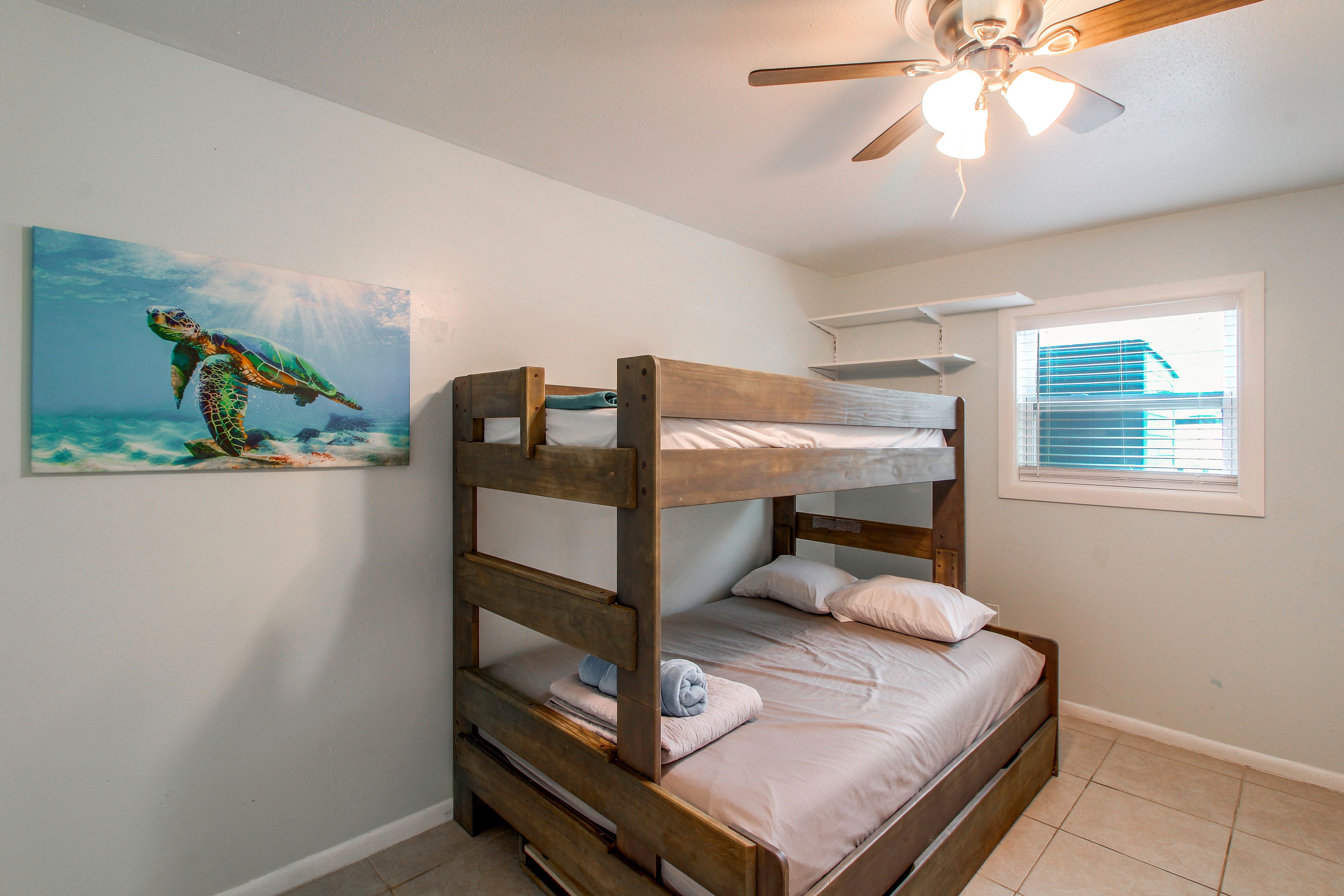 Unit 2 | Bedroom 5 | Twin/Full Bunk Bed | Smart TV