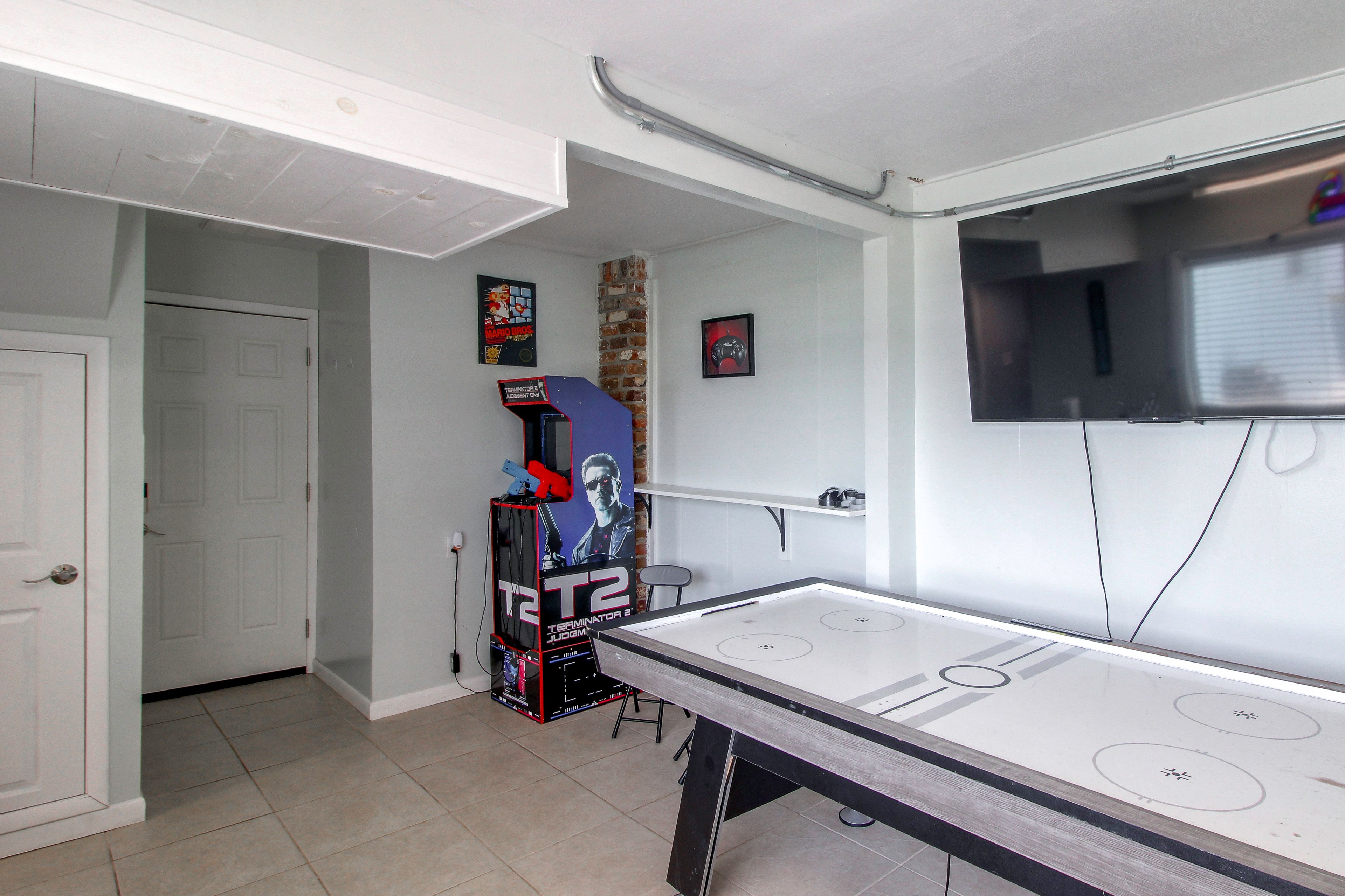 Unit 2 | Game Room | Arcade Machines | Air Hockey Table | Smart TV