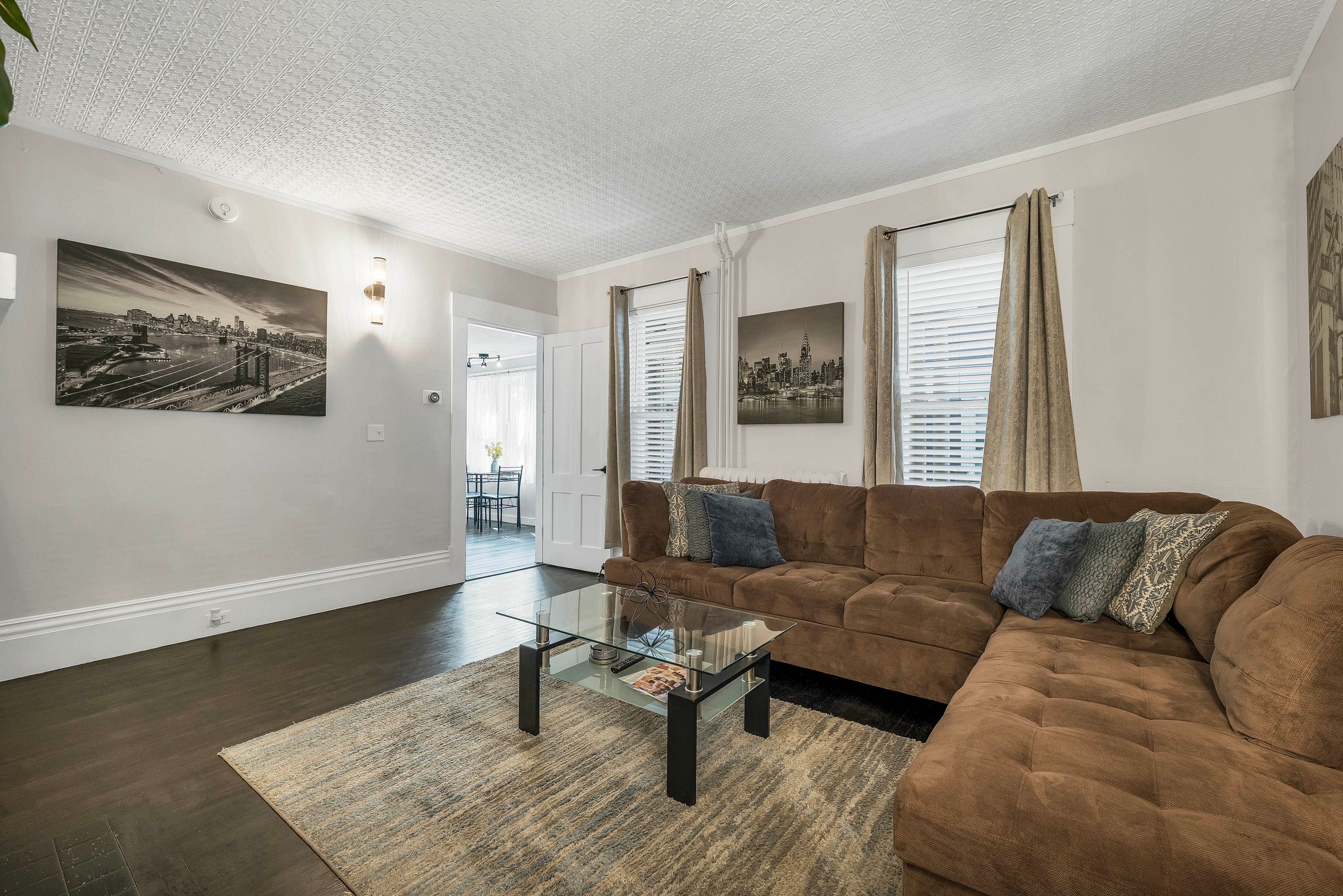 Living Room | Sleeper Sofa | Smart TV