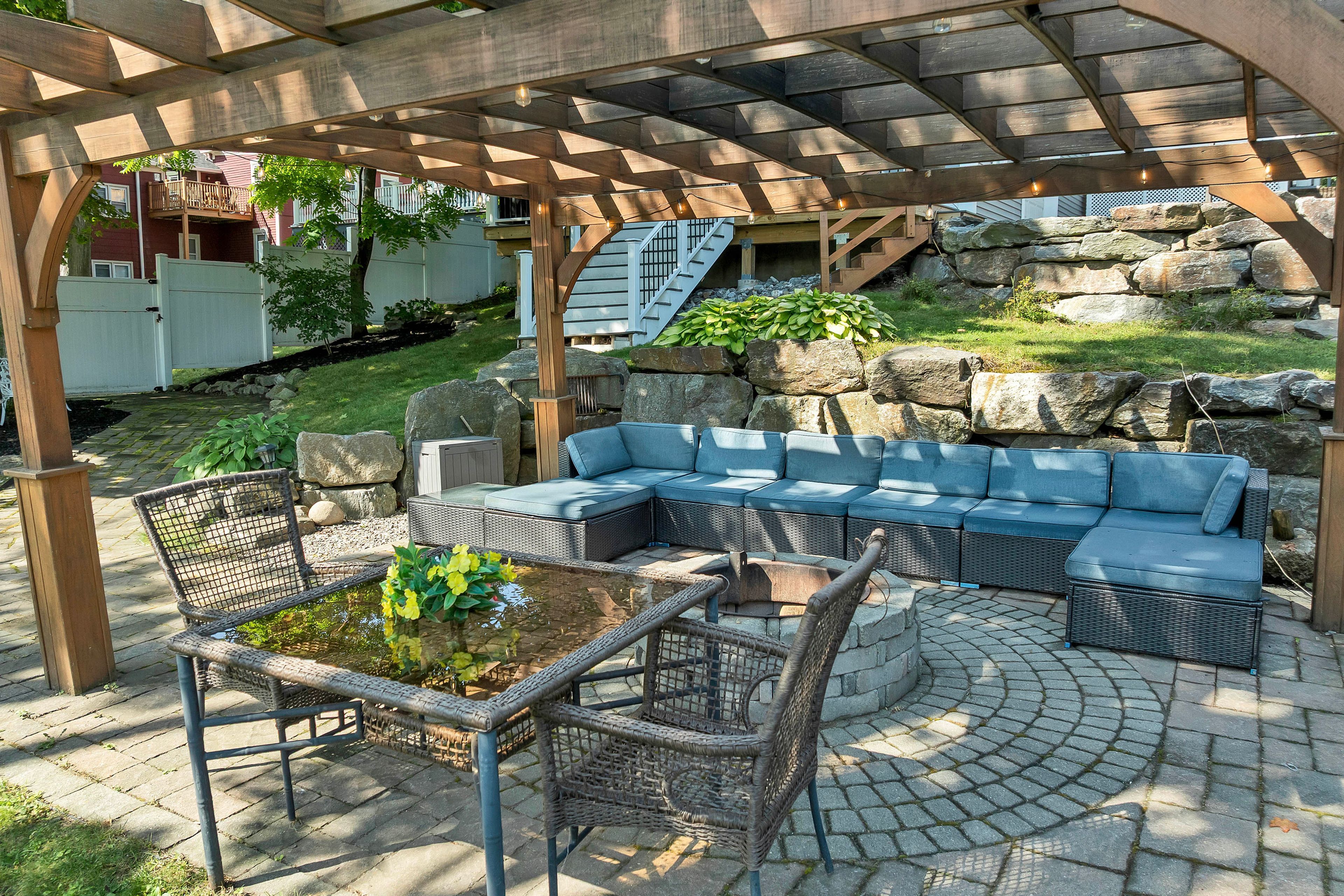Shared Patio | Yard | Kayaks