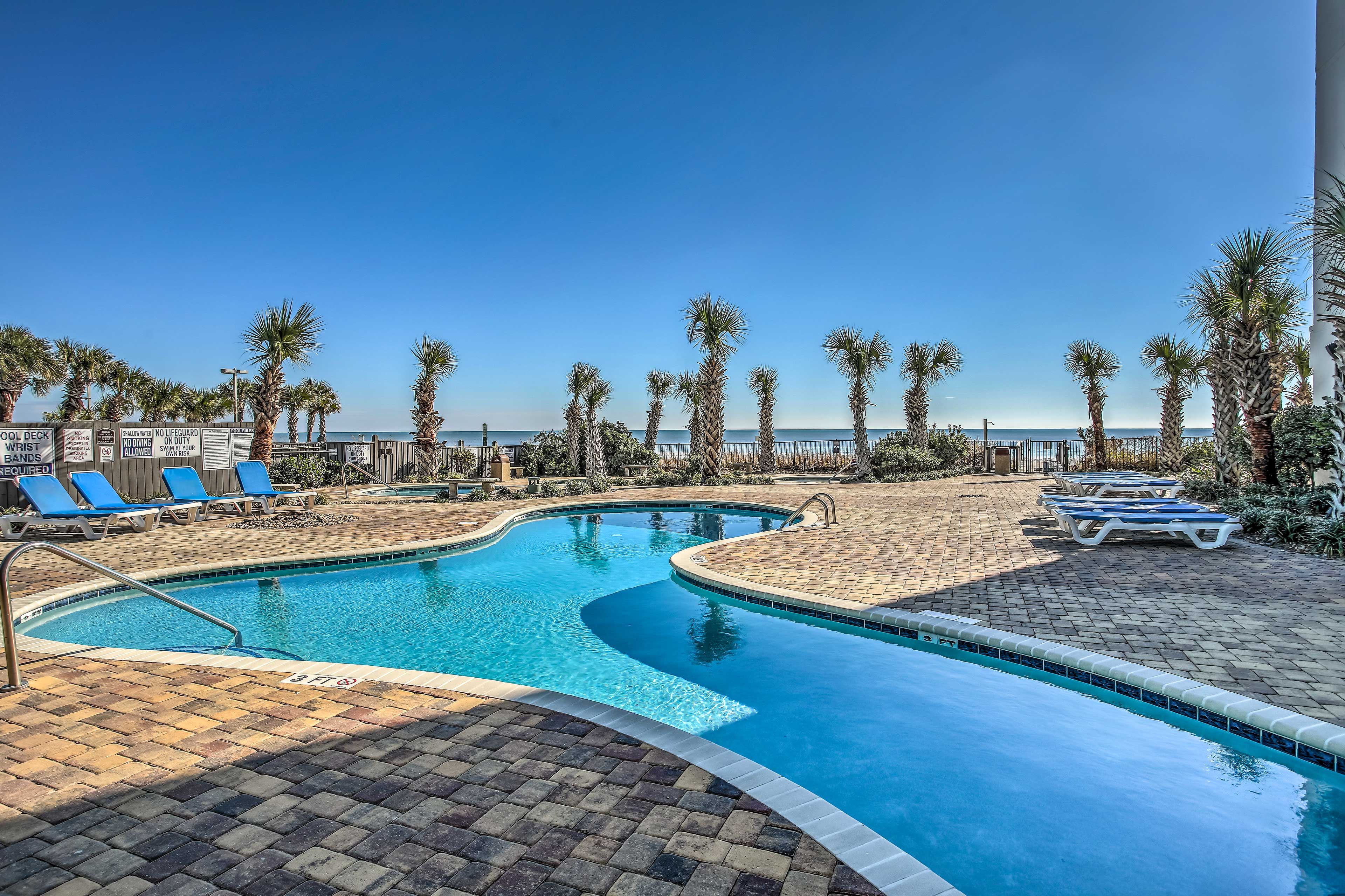 The Palace Resort | Community Amenities